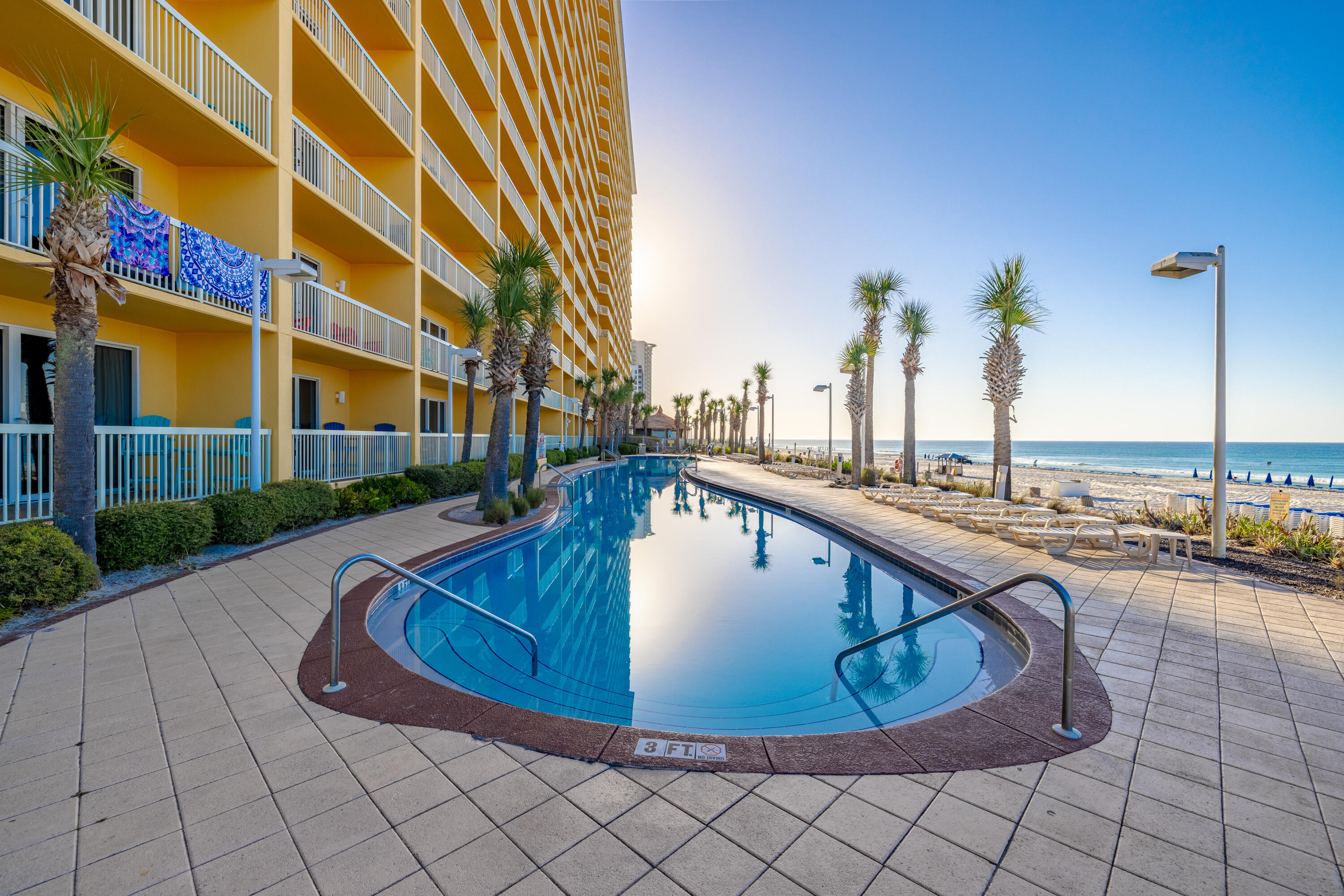 15817 Front Beach Road, 1208