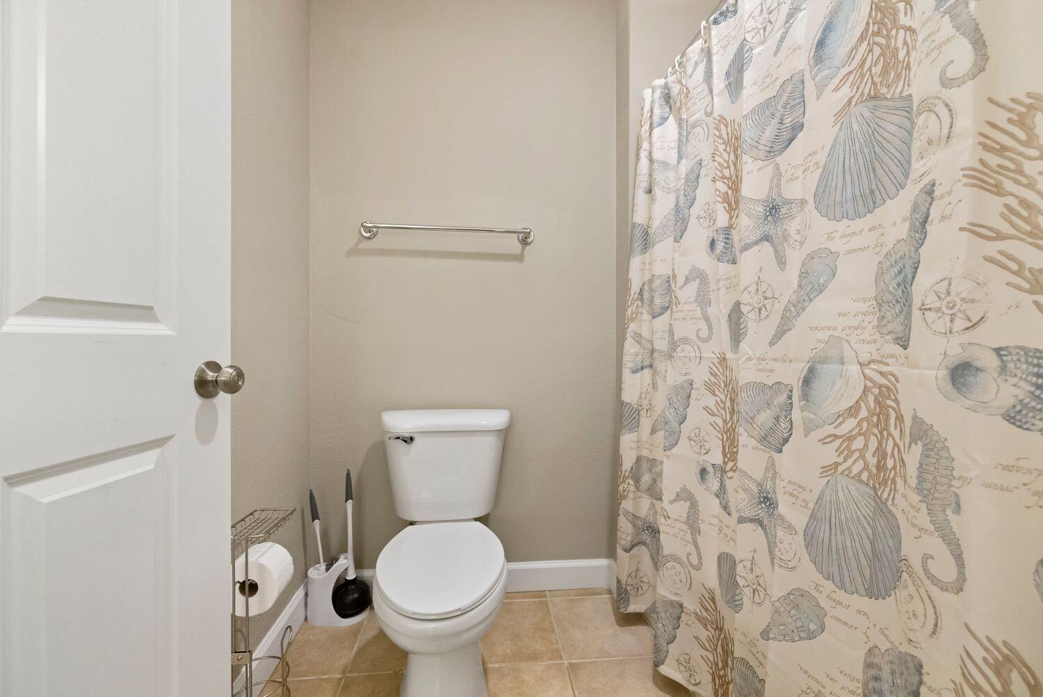 9900 S Thomas Drive, 102