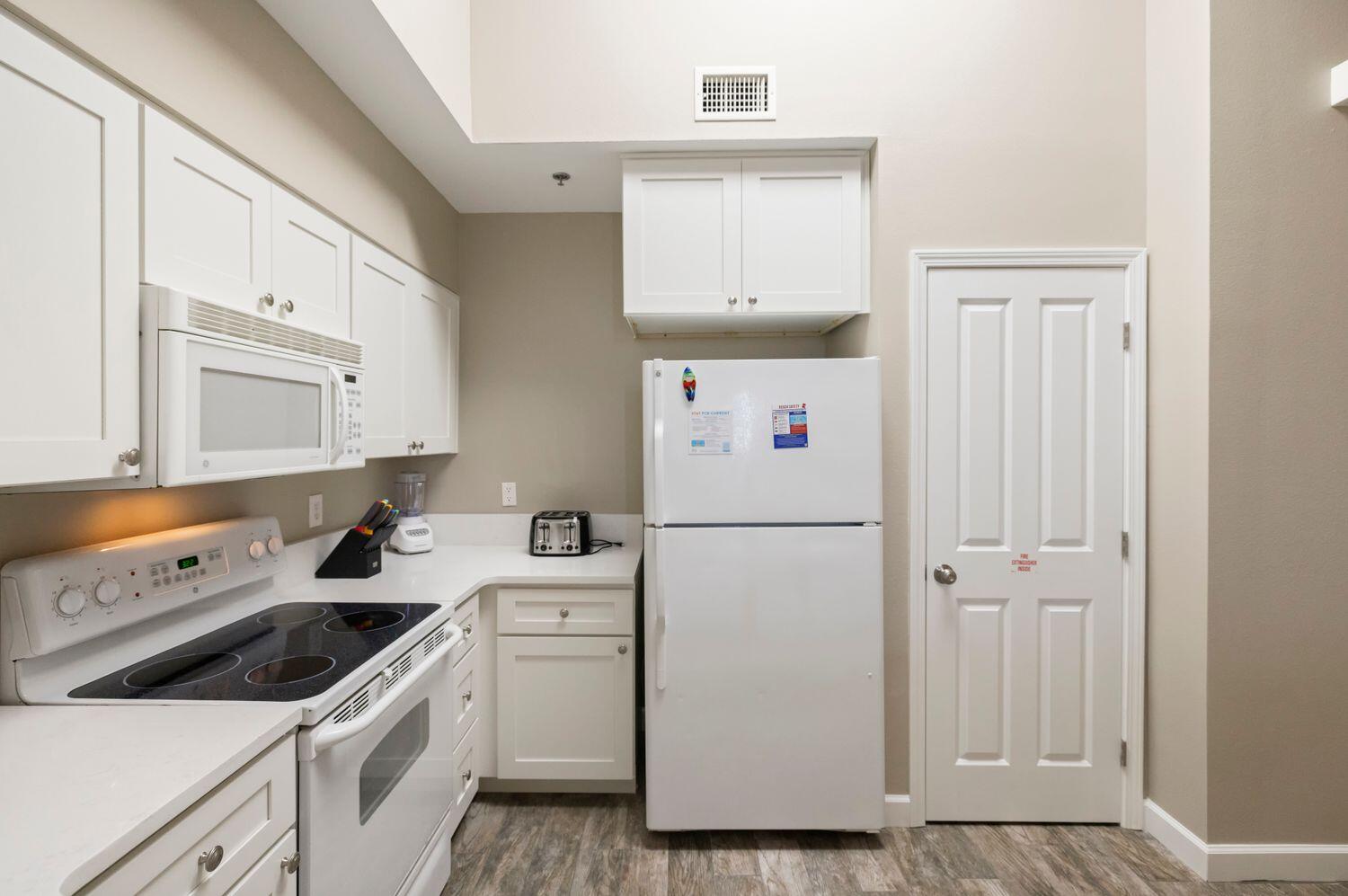 9900 S Thomas Drive, 102