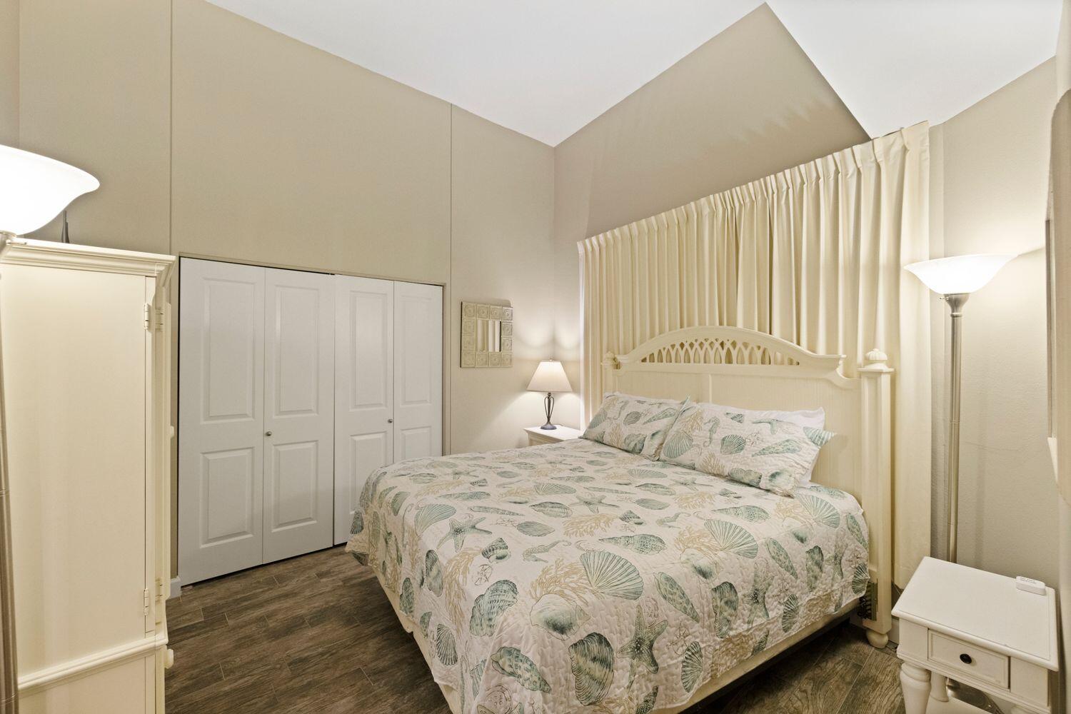 9900 S Thomas Drive, 102