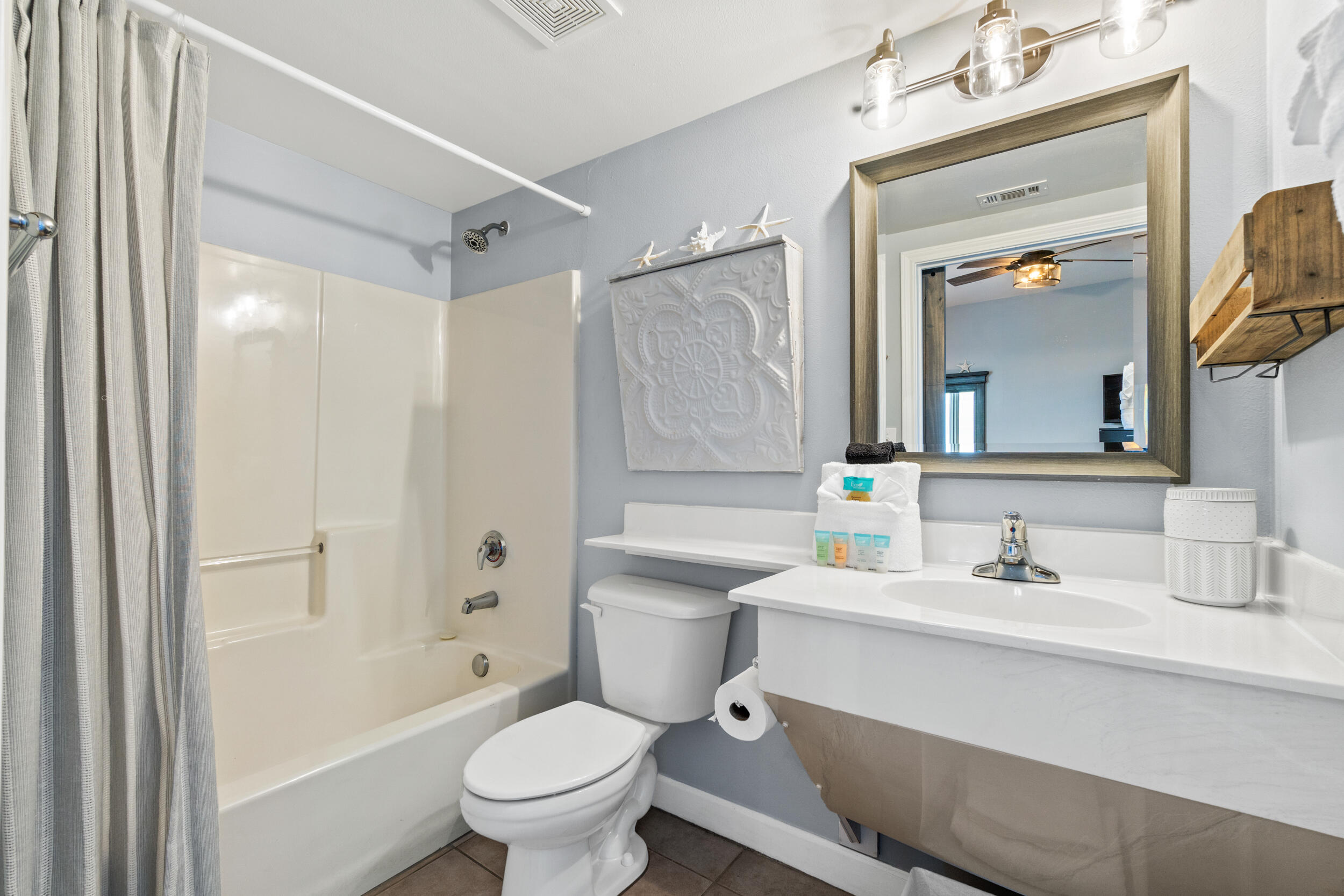 9900 S Thomas Drive, 1631