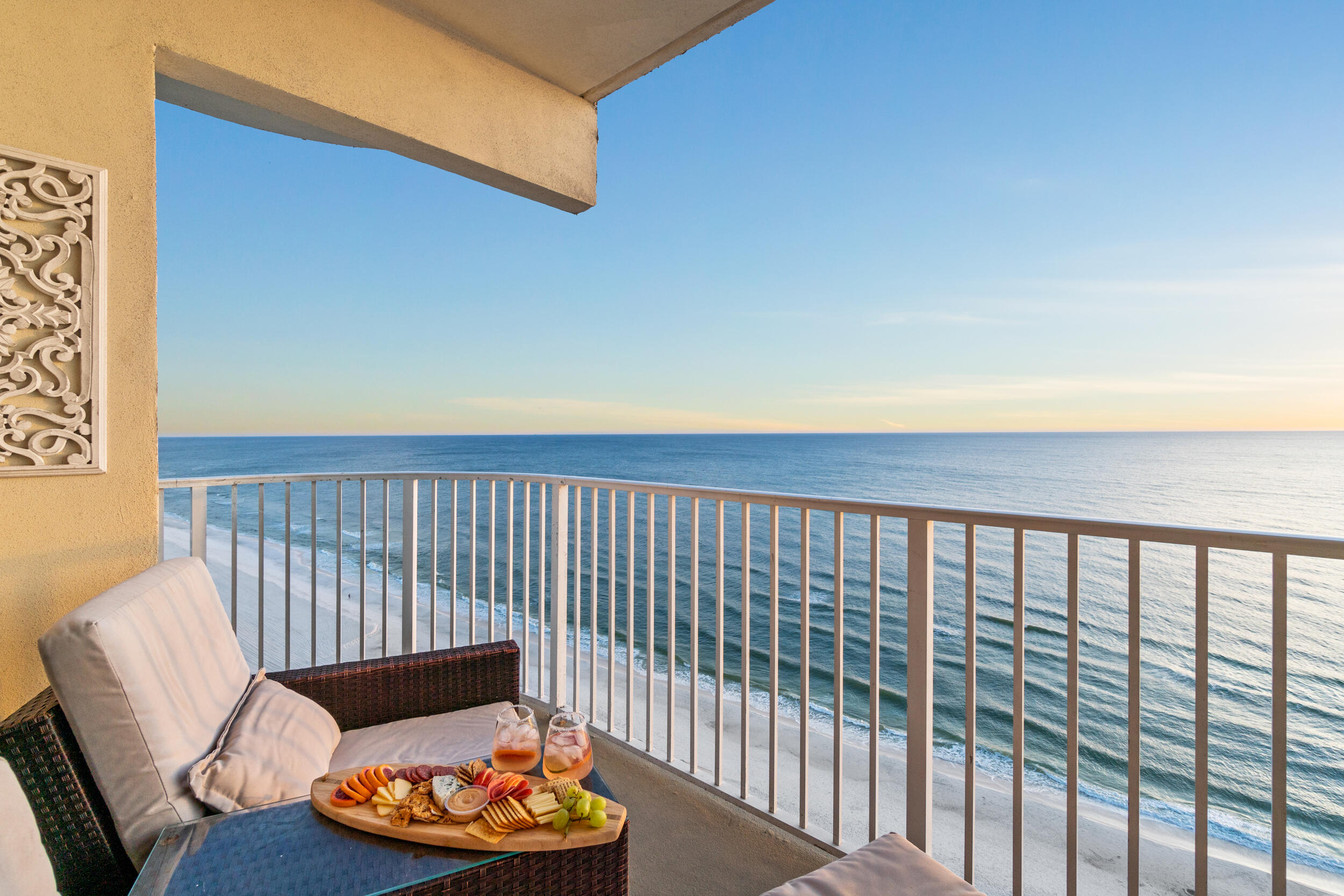 9900 S Thomas Drive, 1631