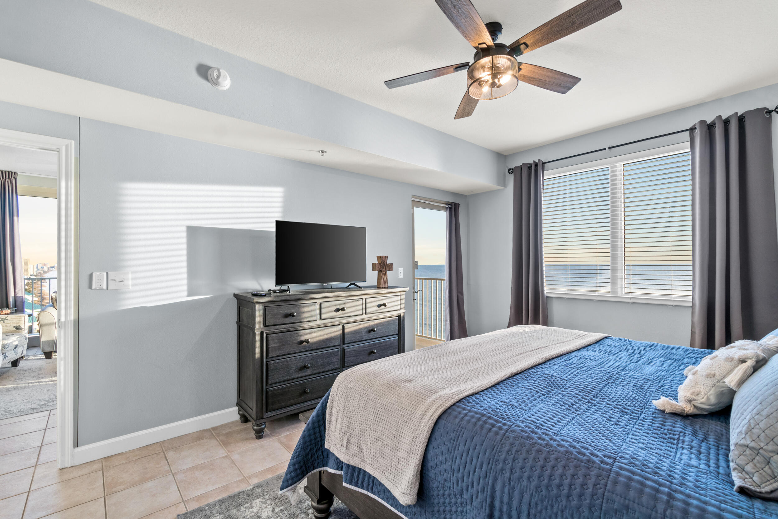 9900 S Thomas Drive, 1631