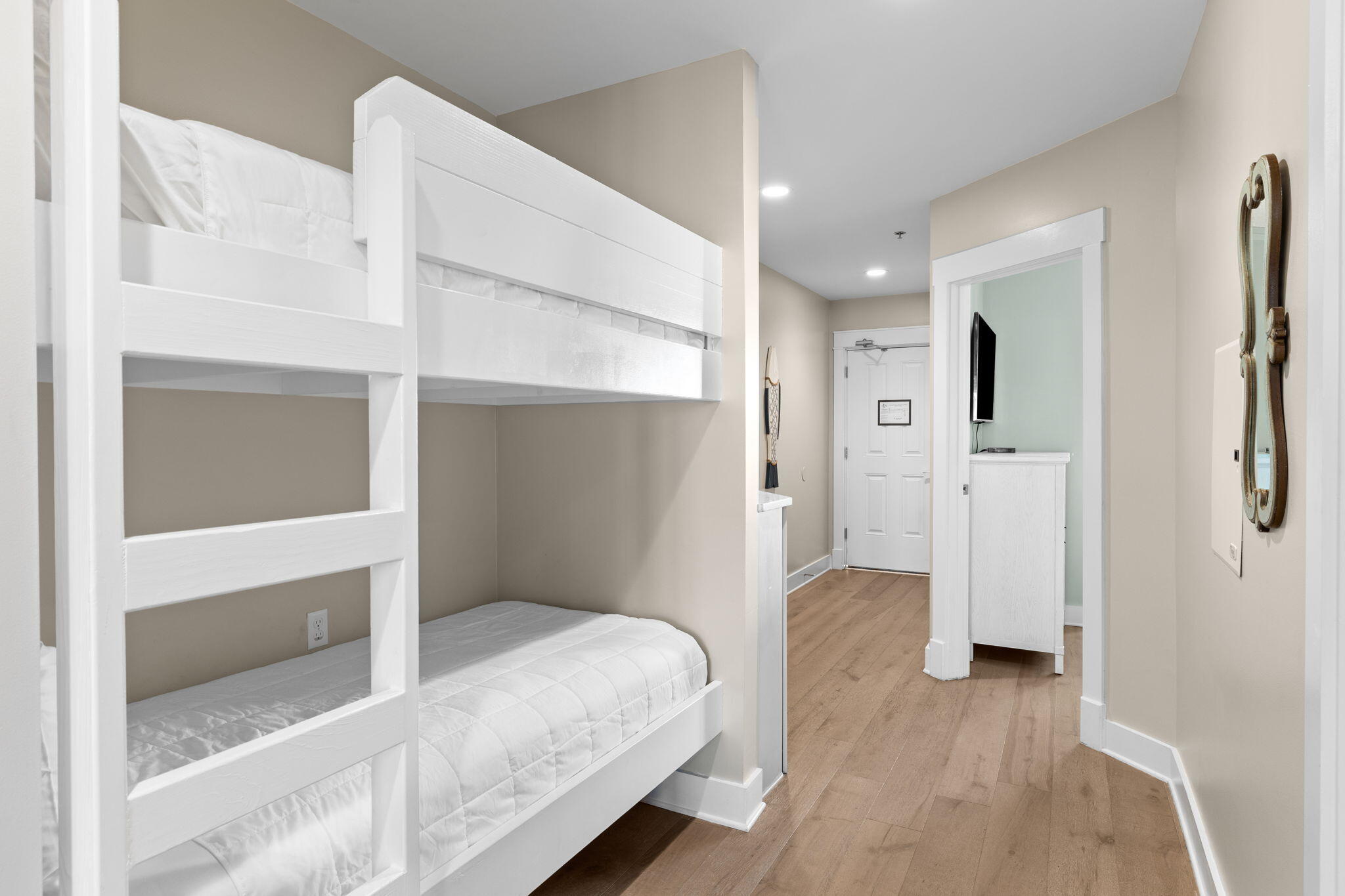 100 Matthew Boulevard, 308