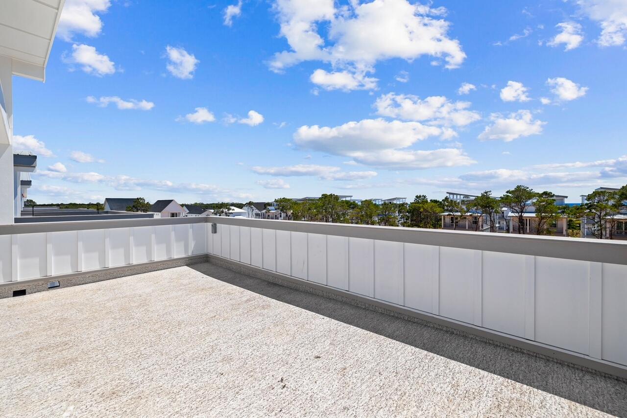 22 W Queen Palm Drive
