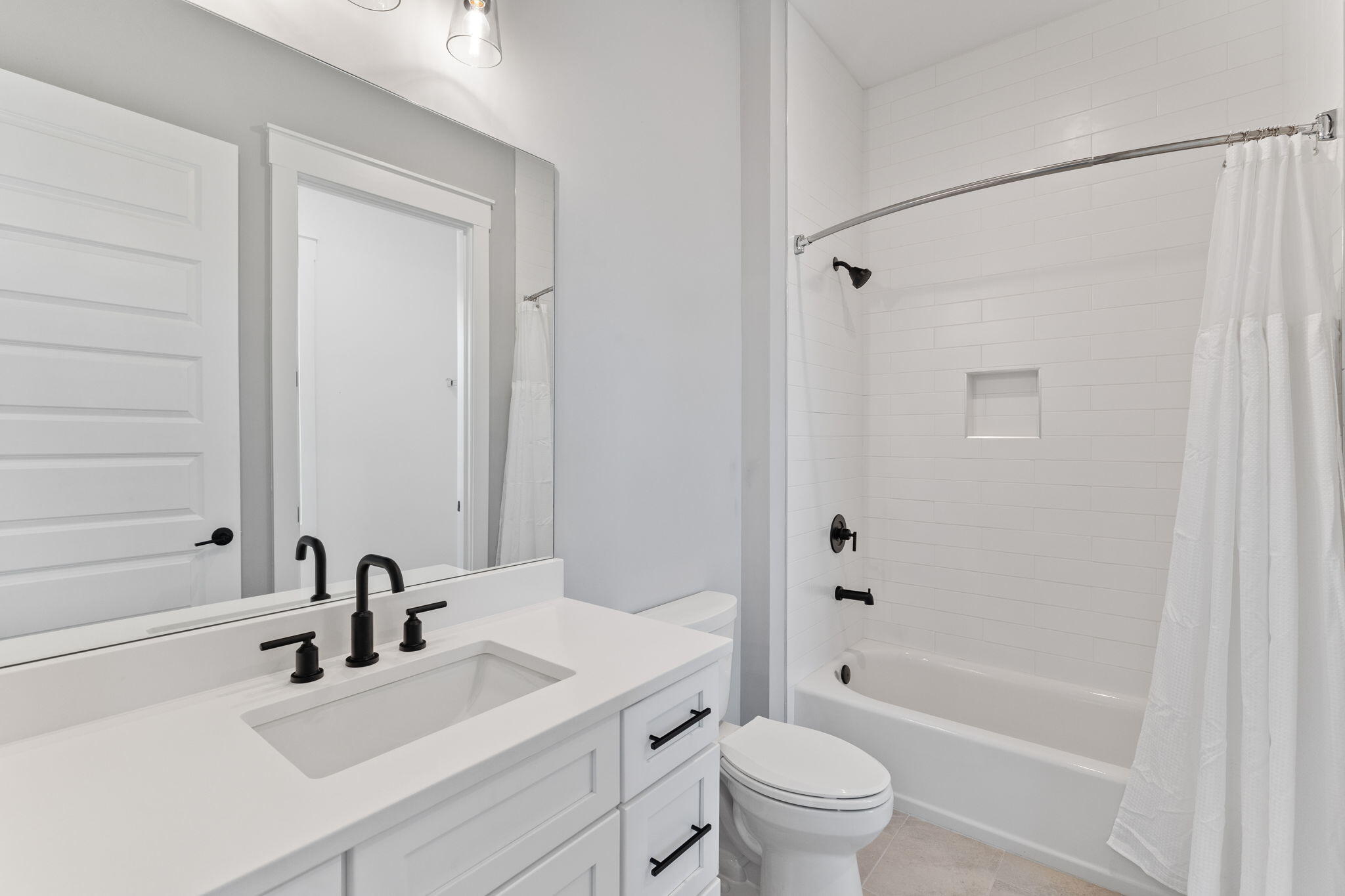 22 W Queen Palm Drive