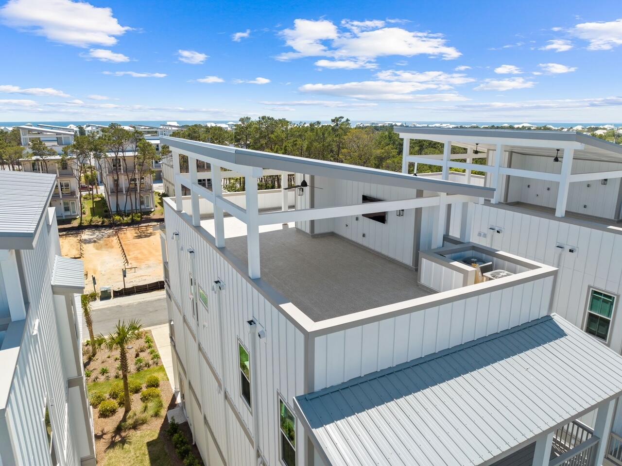 22 W Queen Palm Drive
