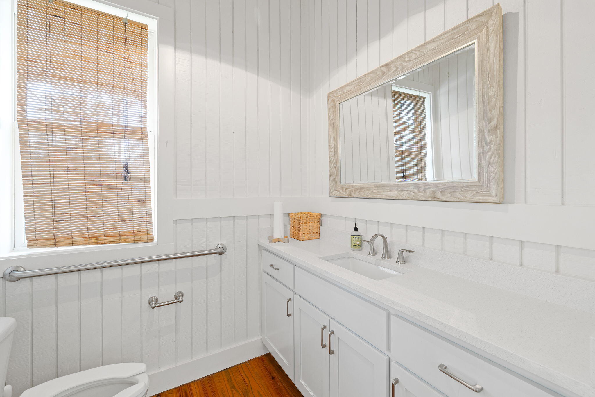 1394 S Co Hwy 283, 6