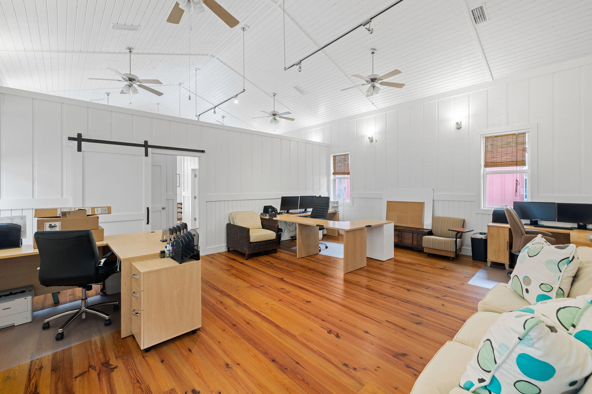 1394 S Co Hwy 283, 6