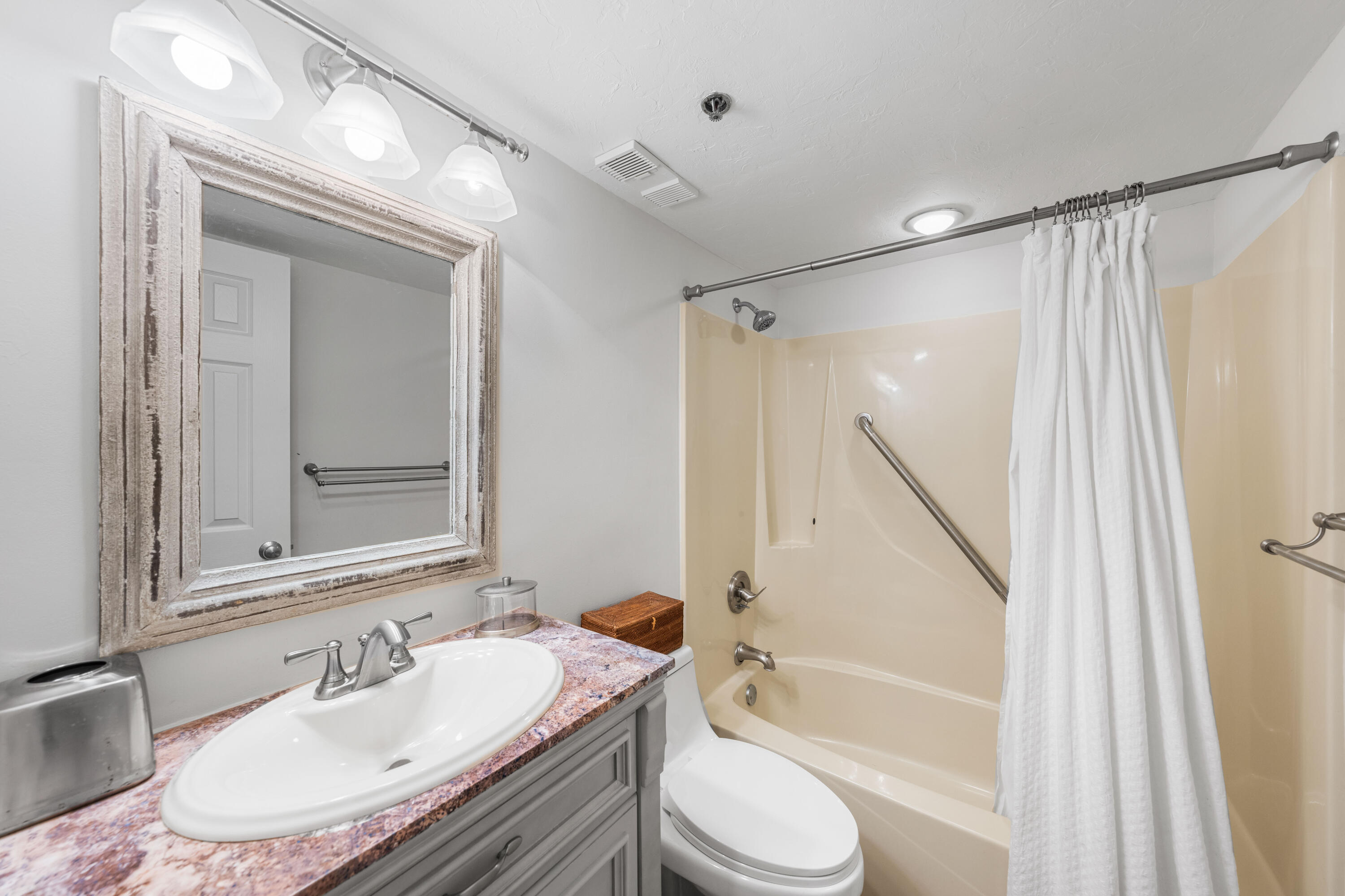 4100 E Co Highway 30A, # 1304