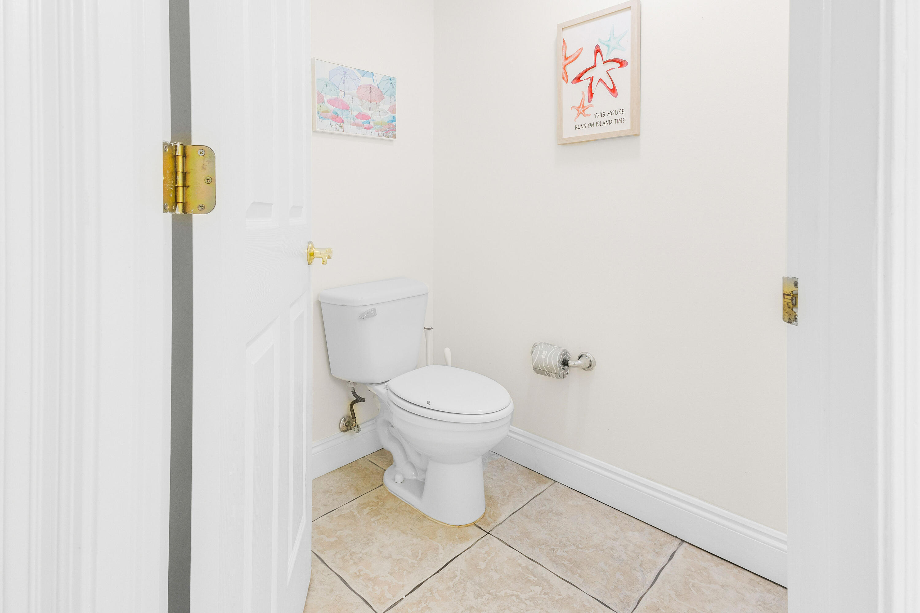5004 Thomas Drive, UNIT 104