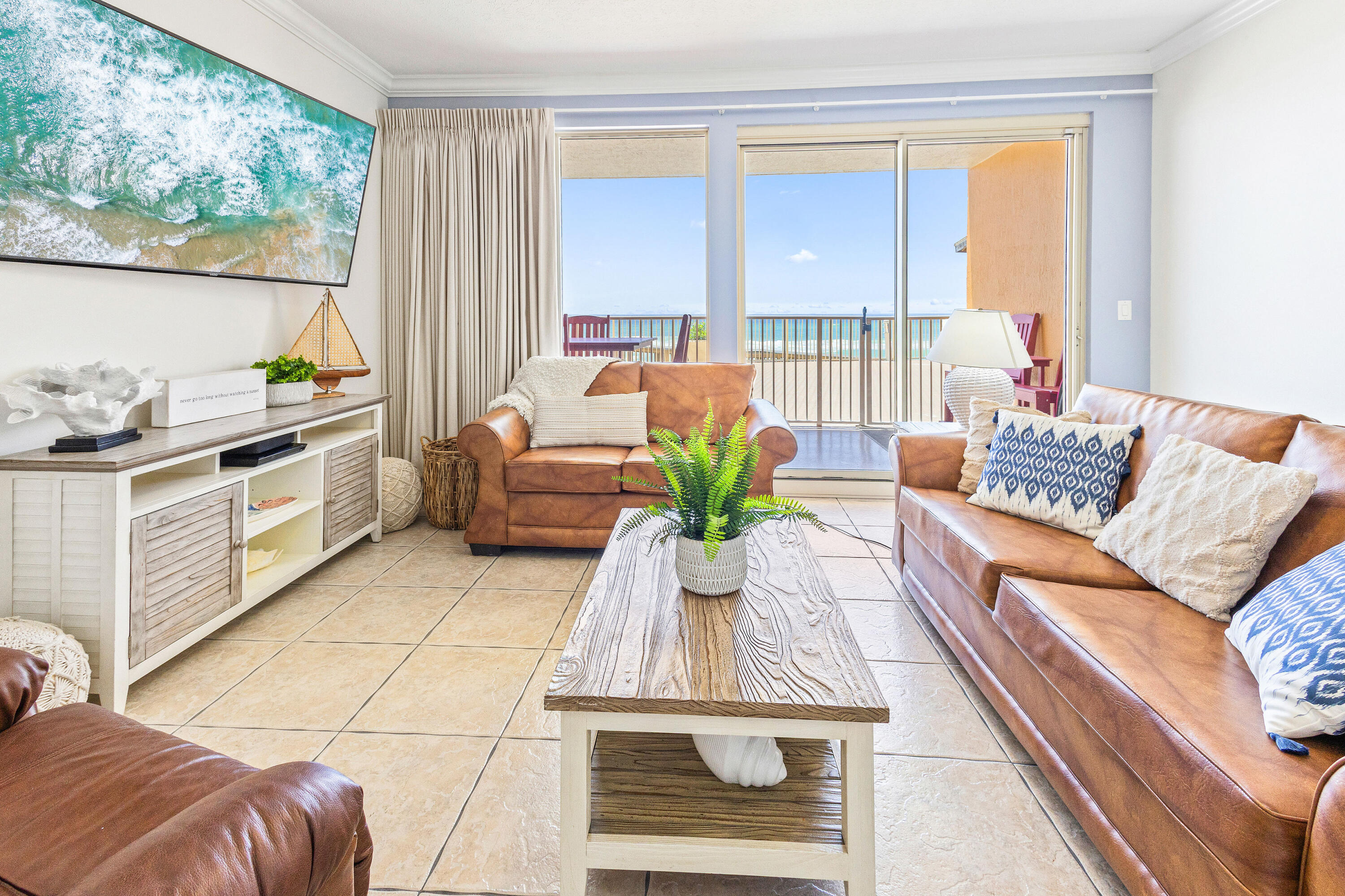 5004 Thomas Drive, UNIT 104