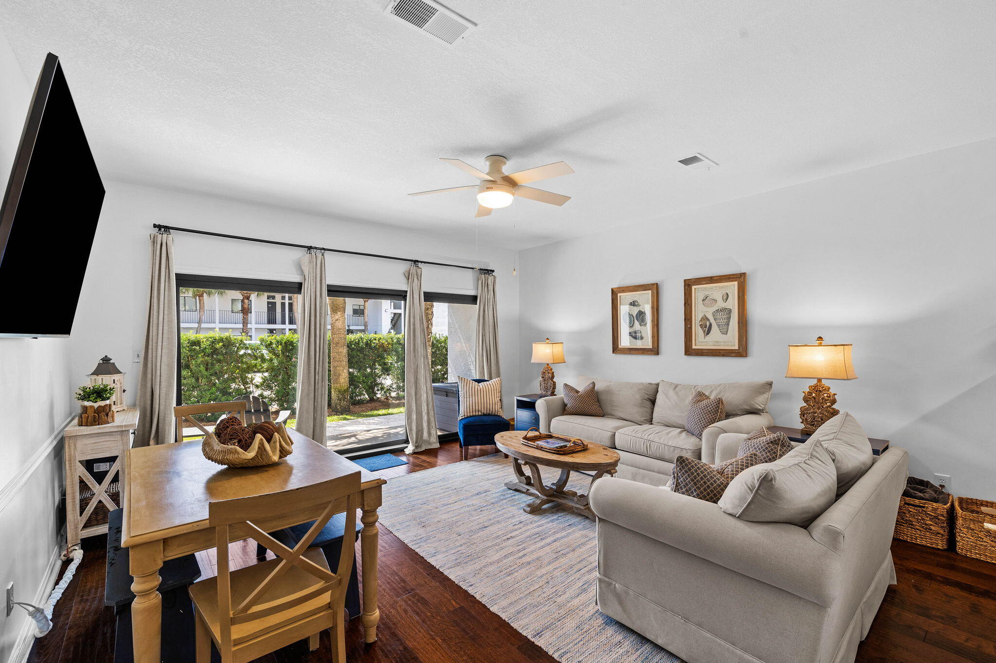 3604 E County Highway 30A, UNIT D2