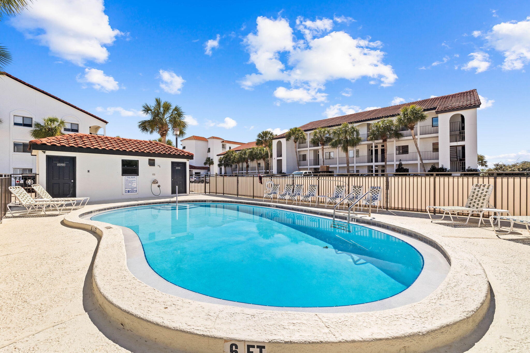 3604 E County Highway 30A, UNIT D2