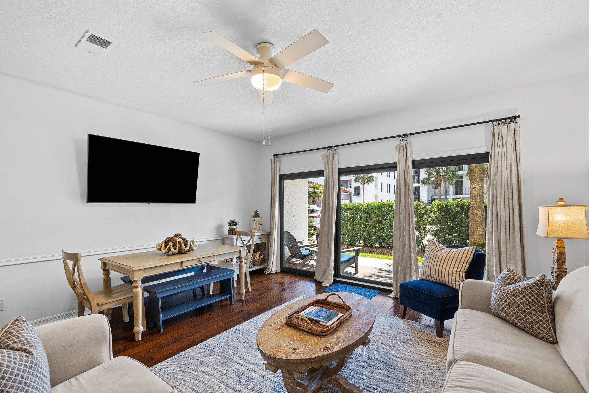 3604 E County Highway 30A, UNIT D2