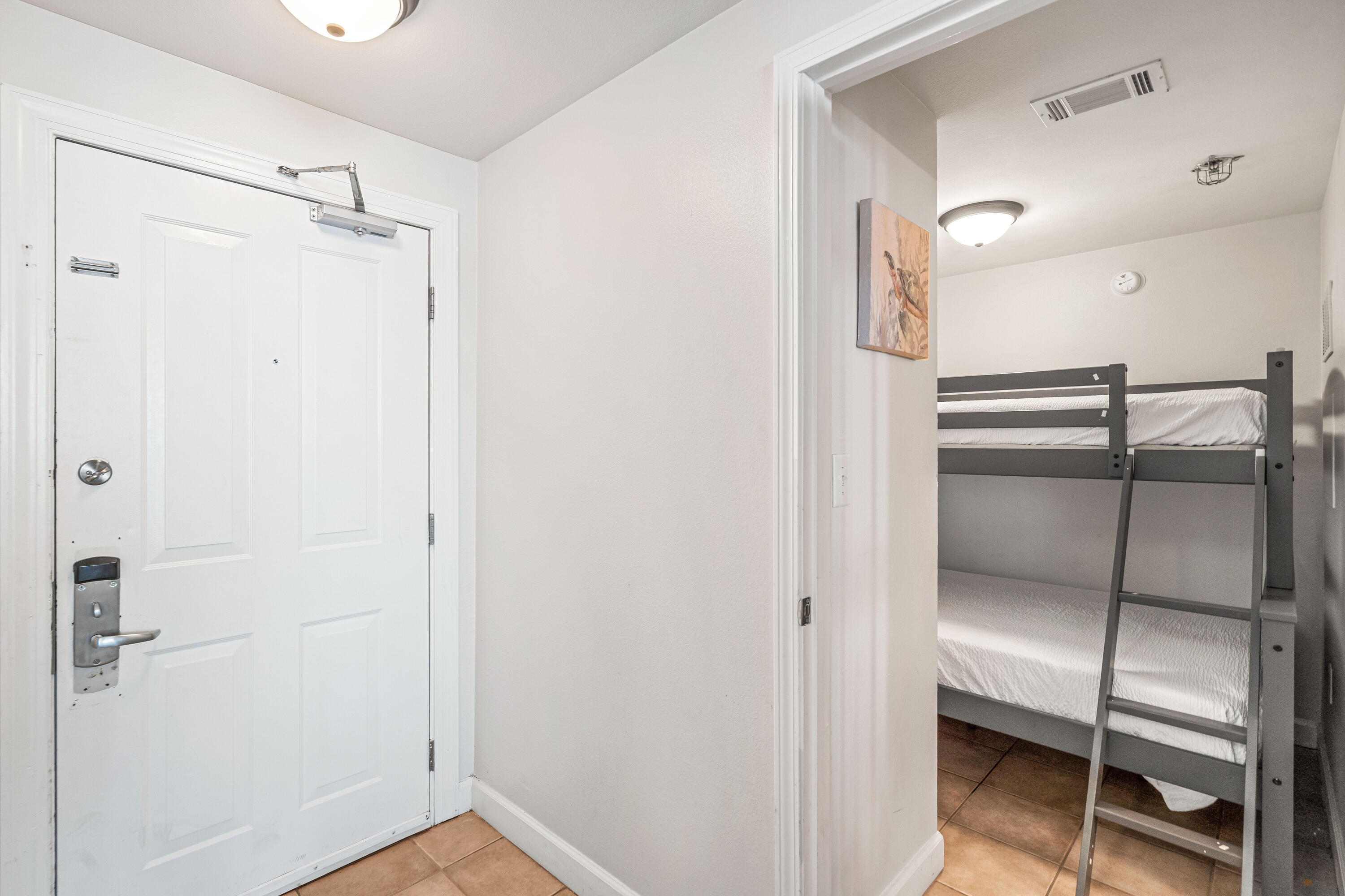 9900 S Thomas Drive, UNIT 2011