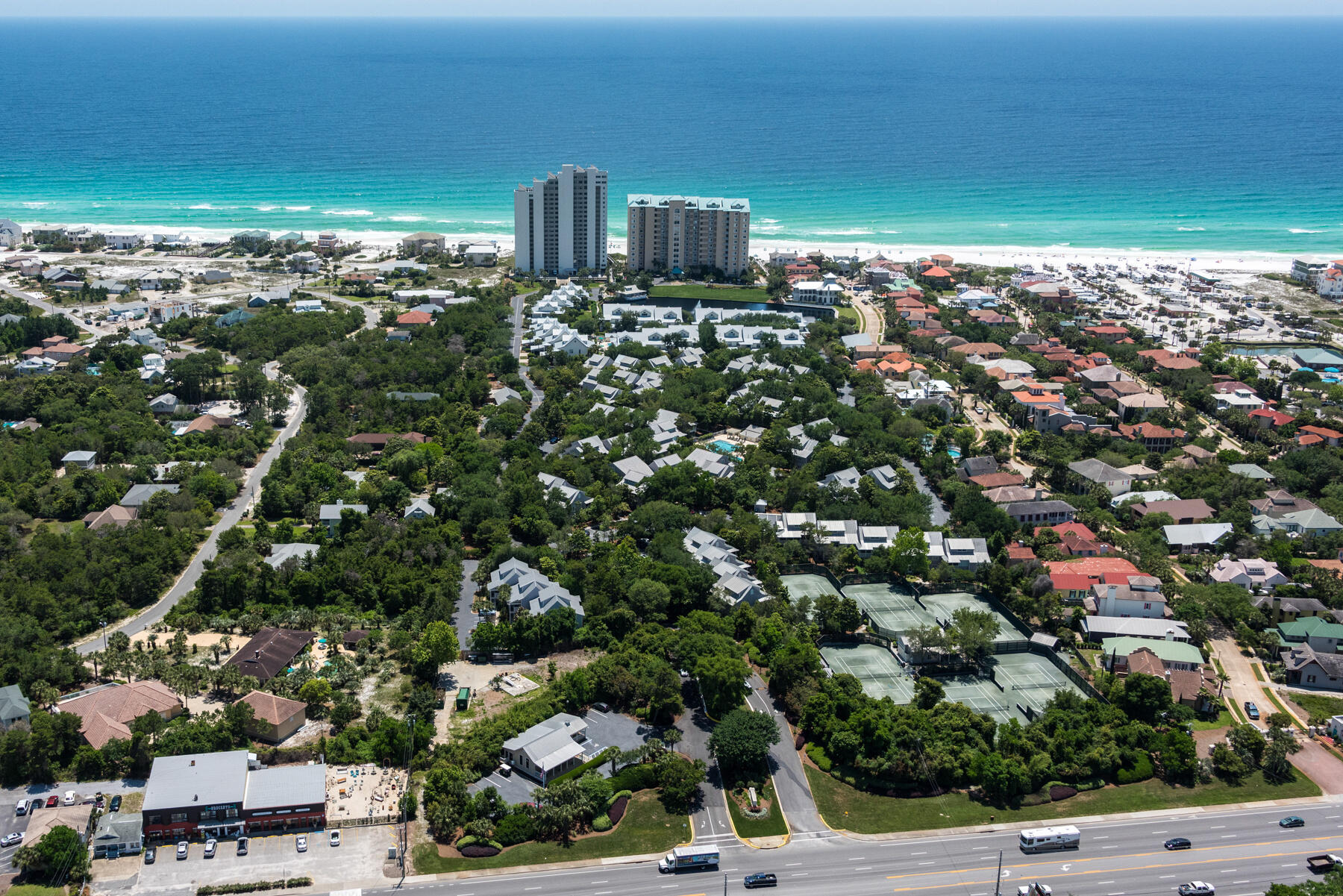 9815 W US Highway 98, 223