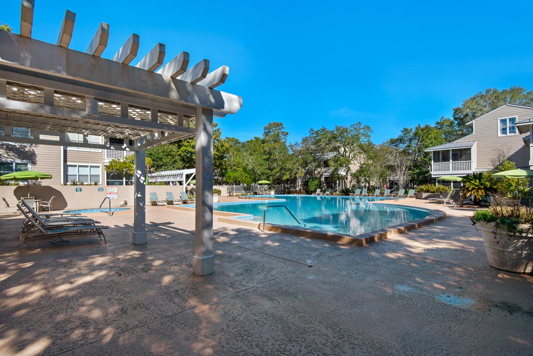 9815 W US Highway 98, 223