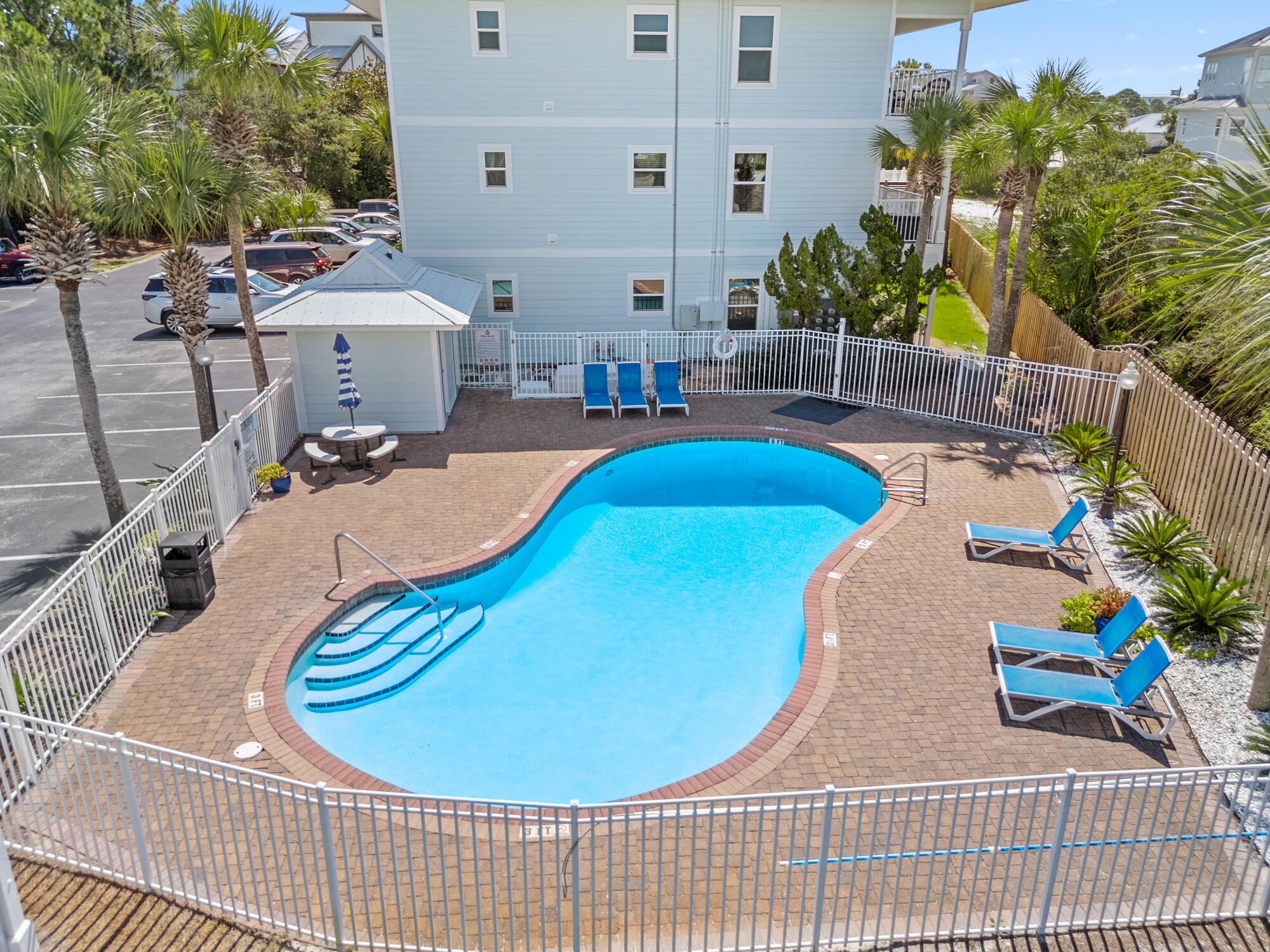 11 Beachside Drive, Unit 1011