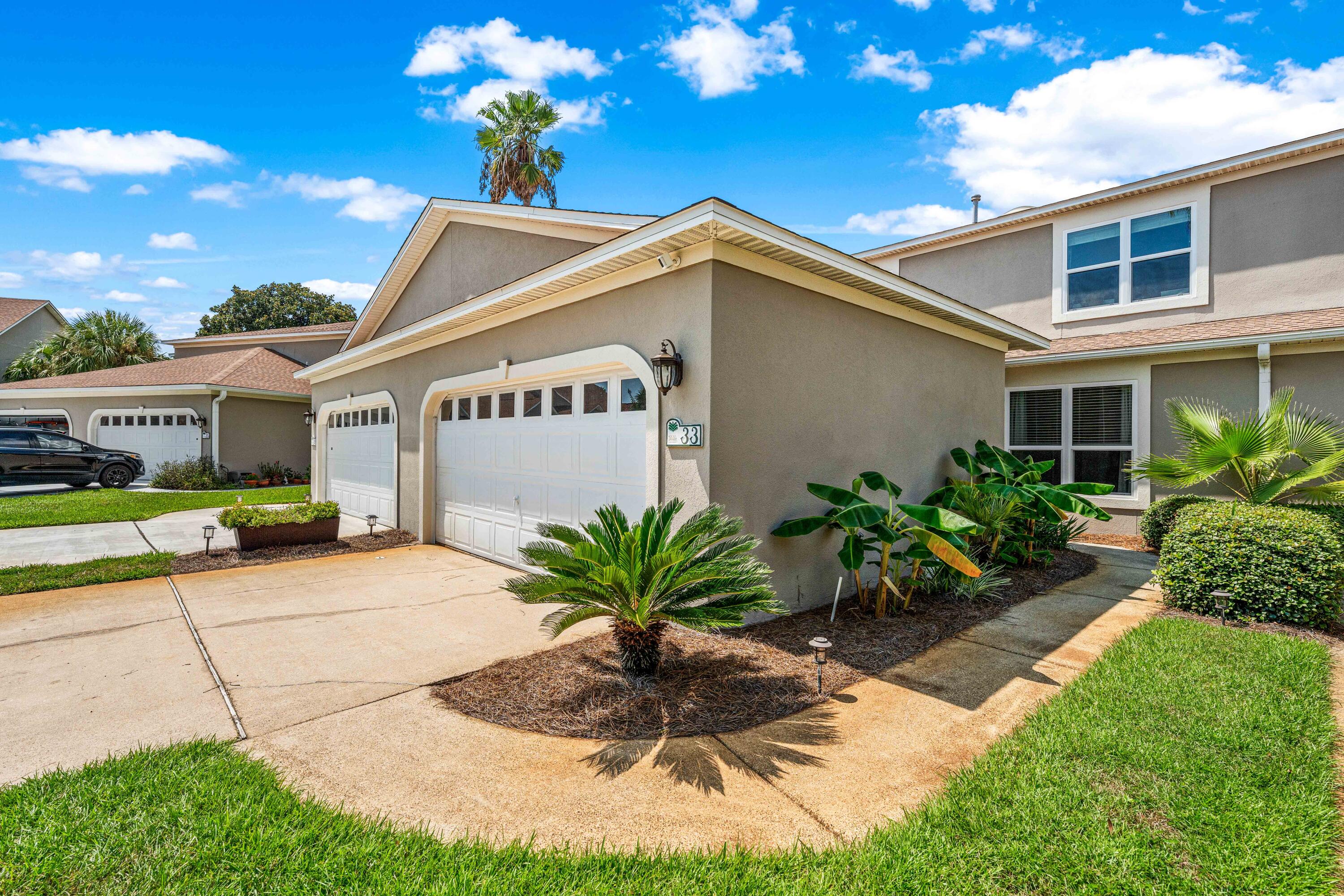 126 South Shore Drive, 33