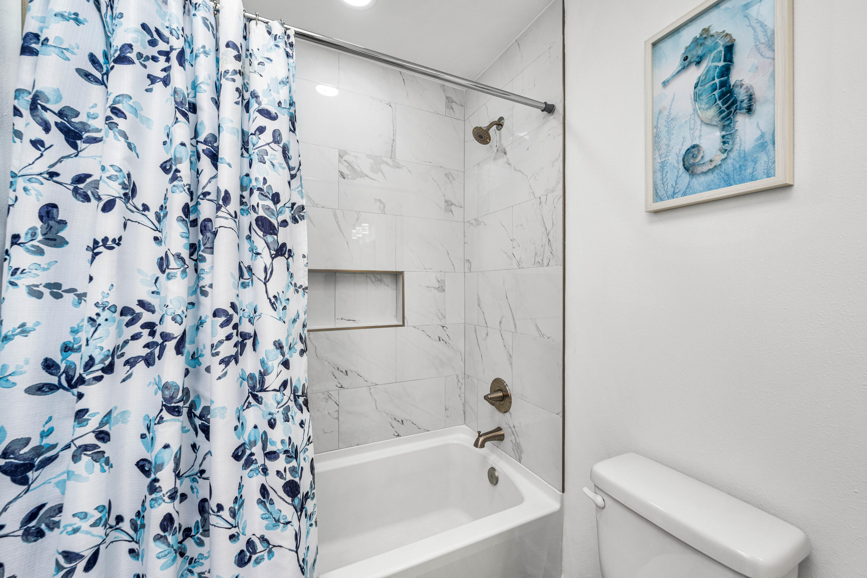 126 South Shore Drive, 33