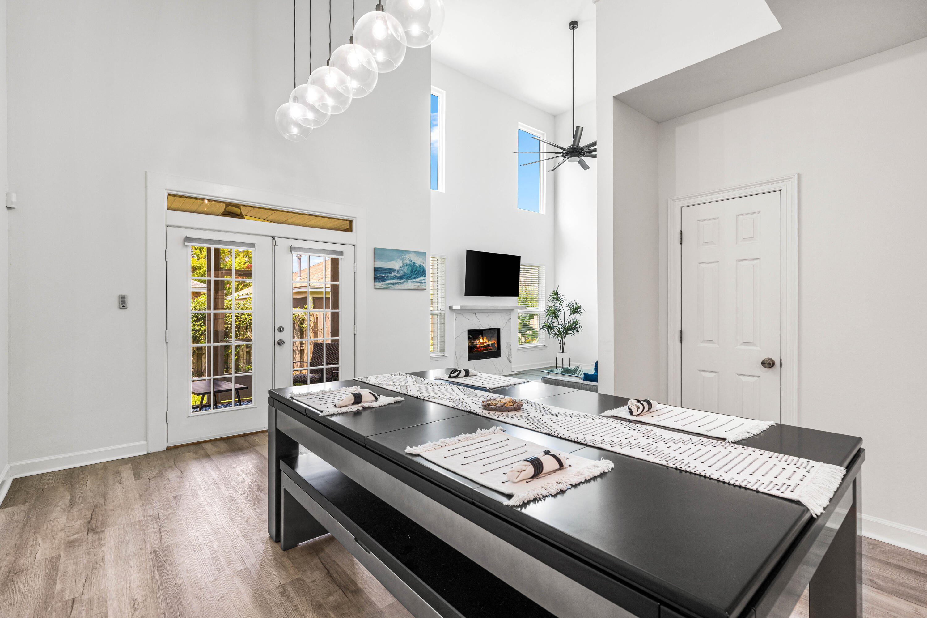 126 South Shore Drive, 33