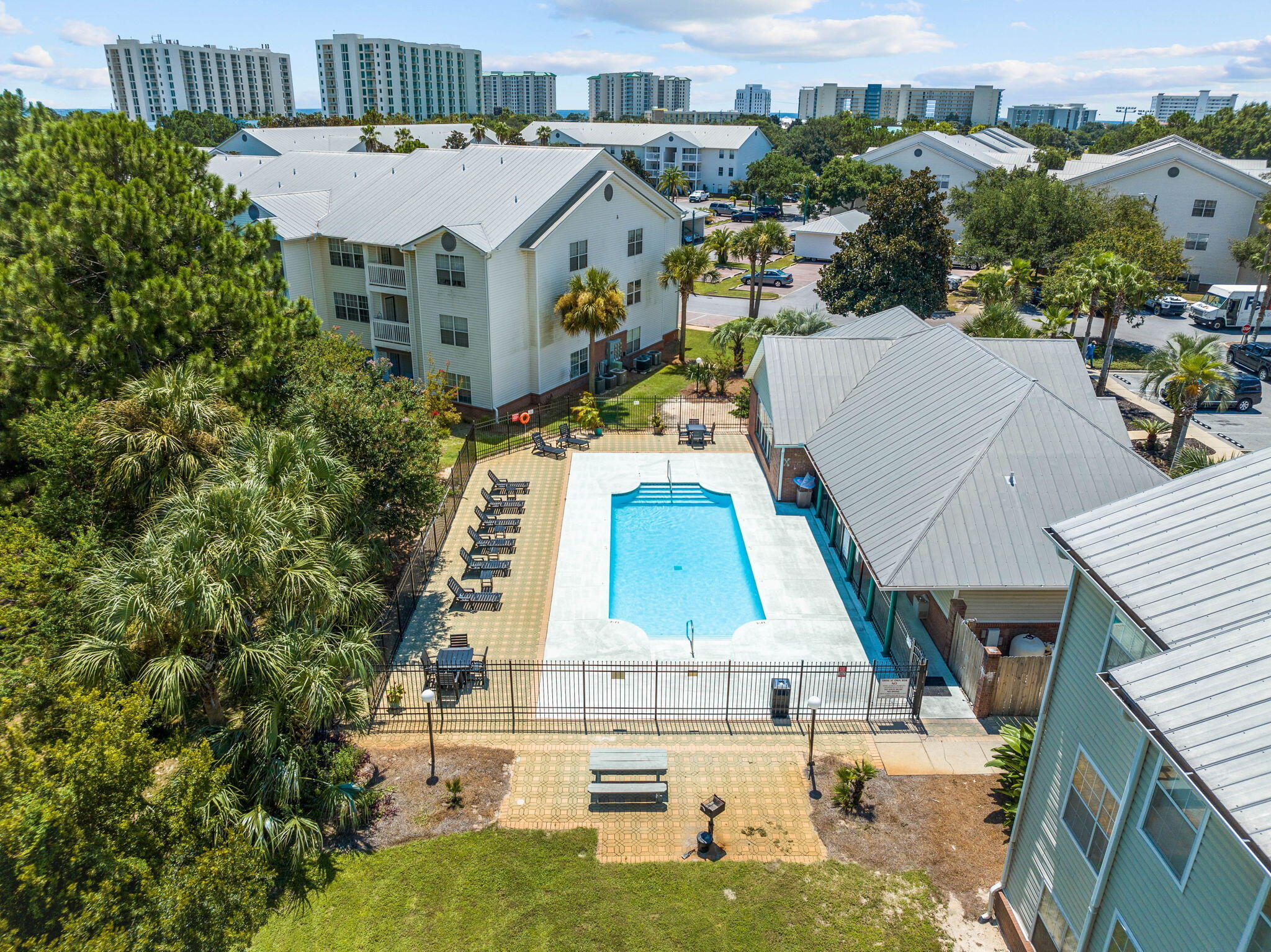 4090 Dancing Cloud, 263