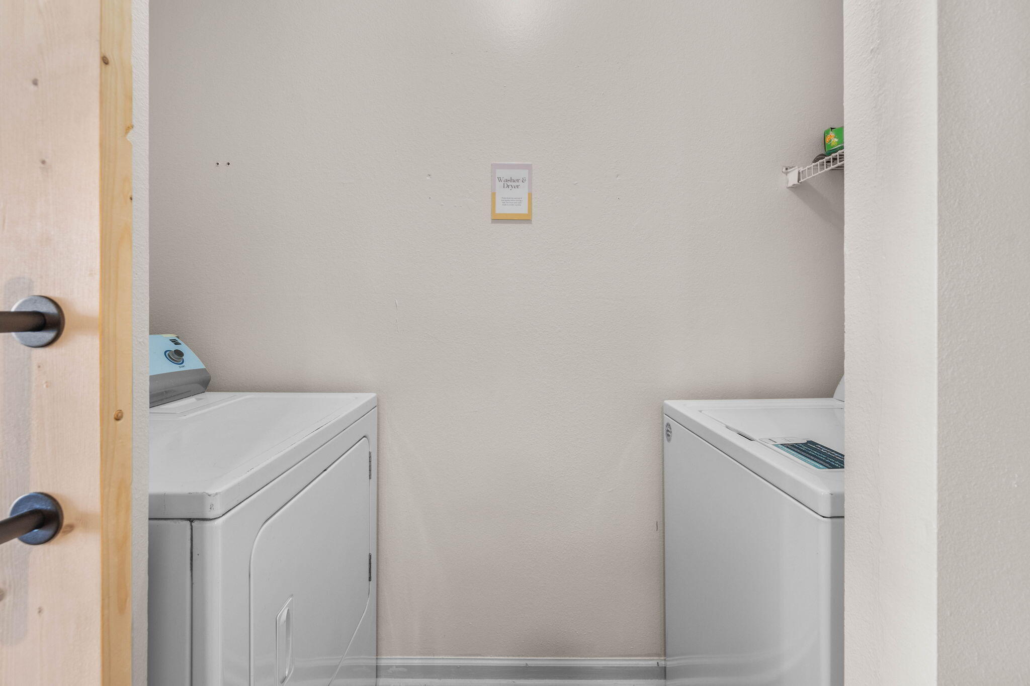 4090 Dancing Cloud, 263