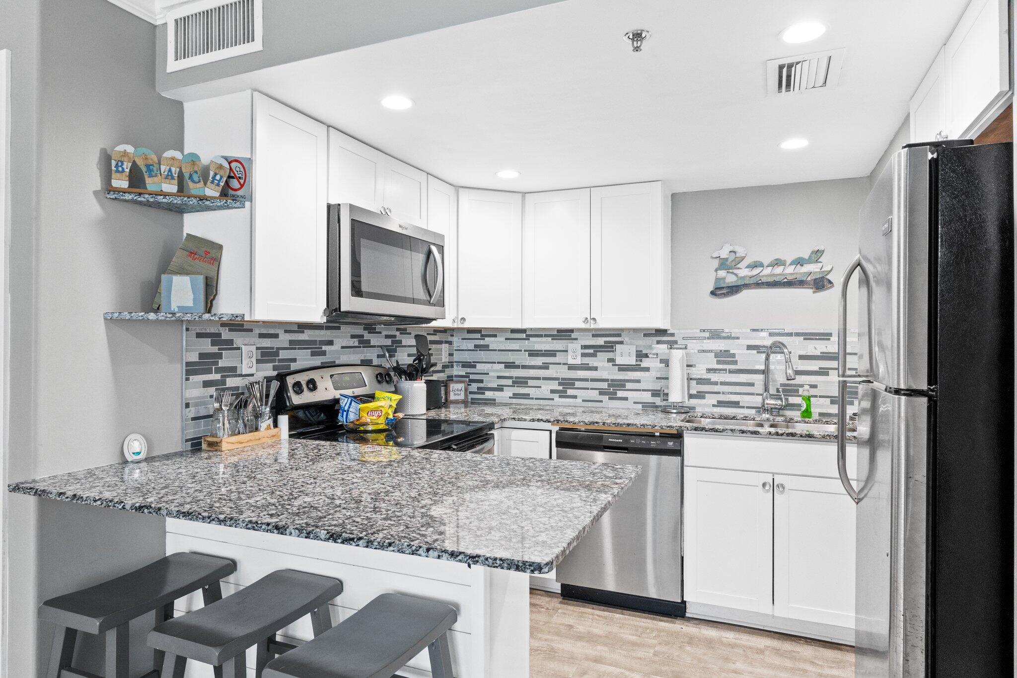 9850 S Thomas Drive, UNIT 1206E