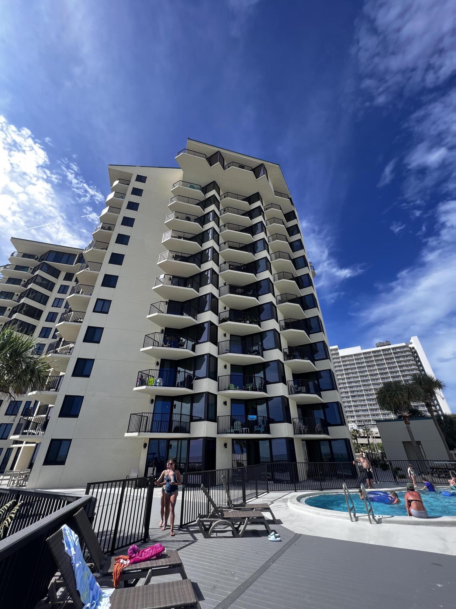 9850 S Thomas Drive, UNIT 1206E