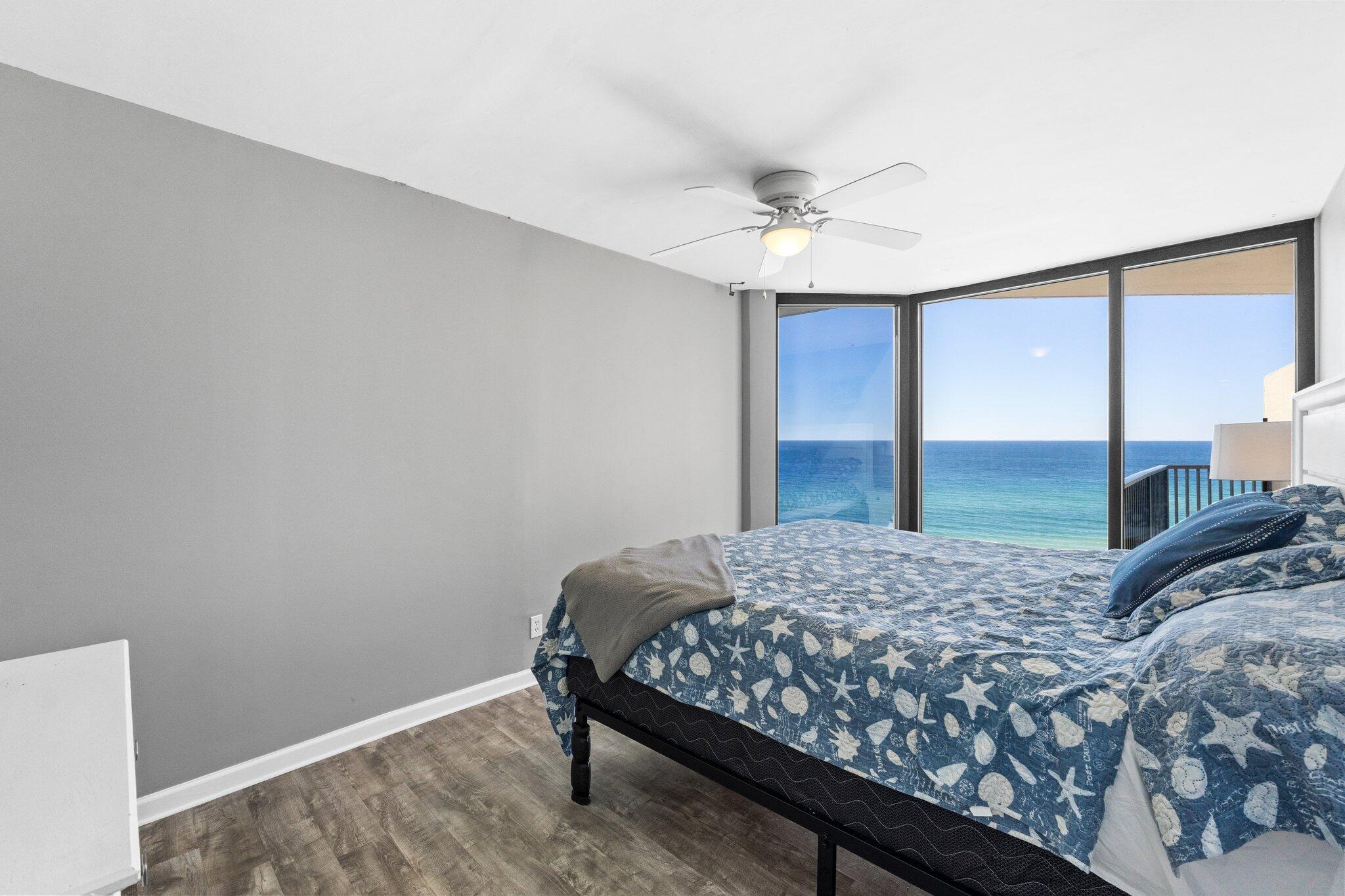 9850 S Thomas Drive, UNIT 1206E