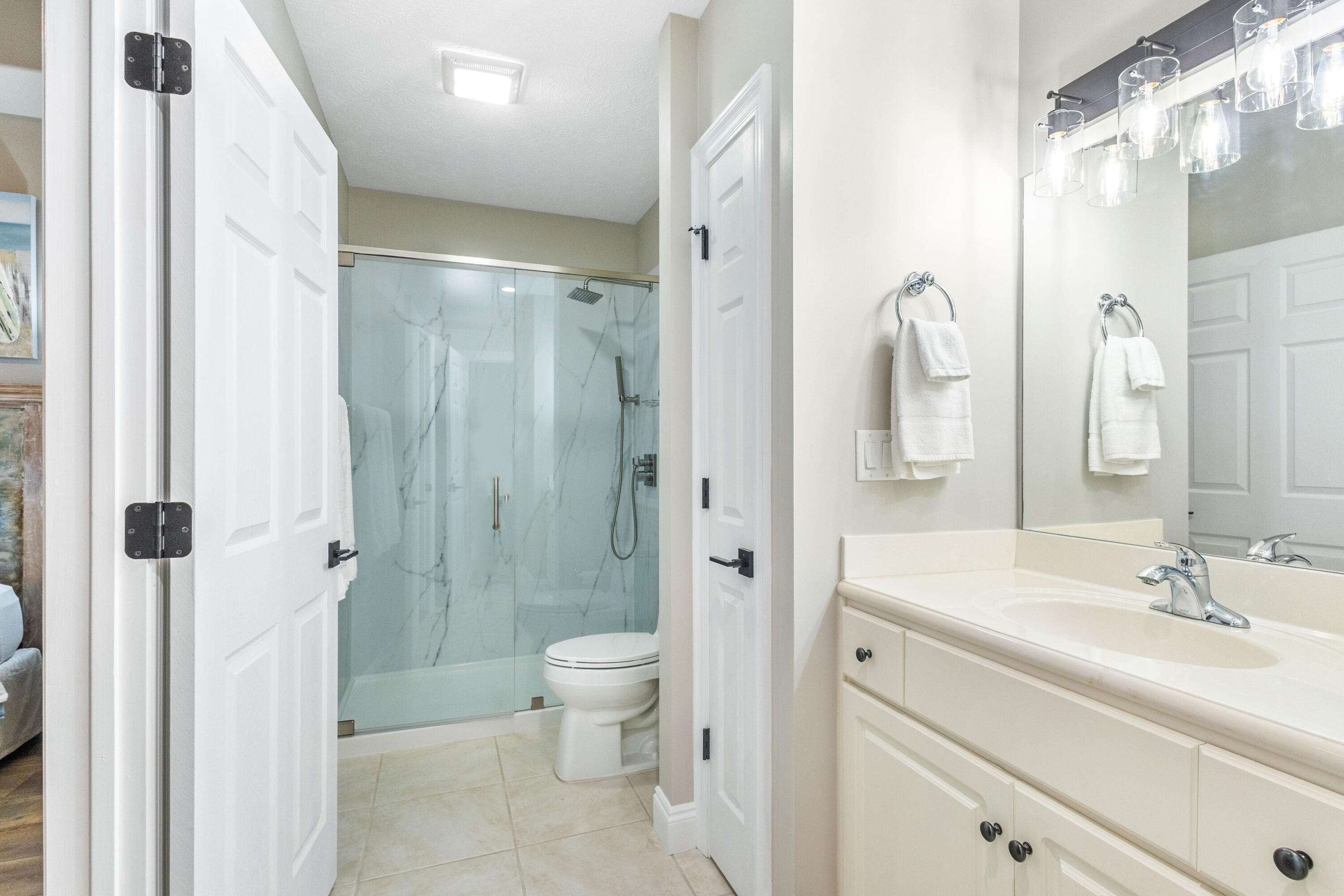 5004 Thomas Drive, UNIT 308