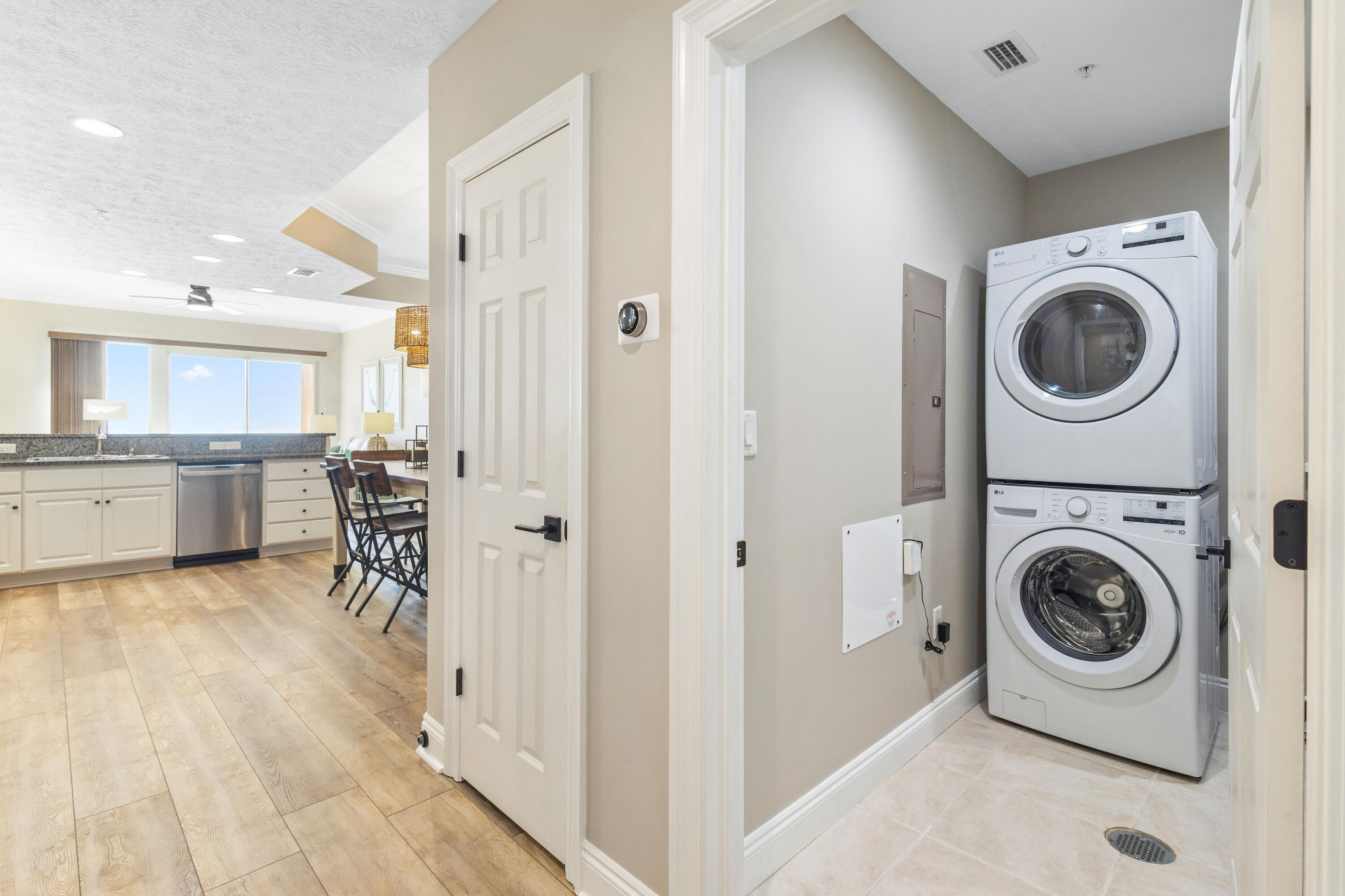 5004 Thomas Drive, UNIT 308
