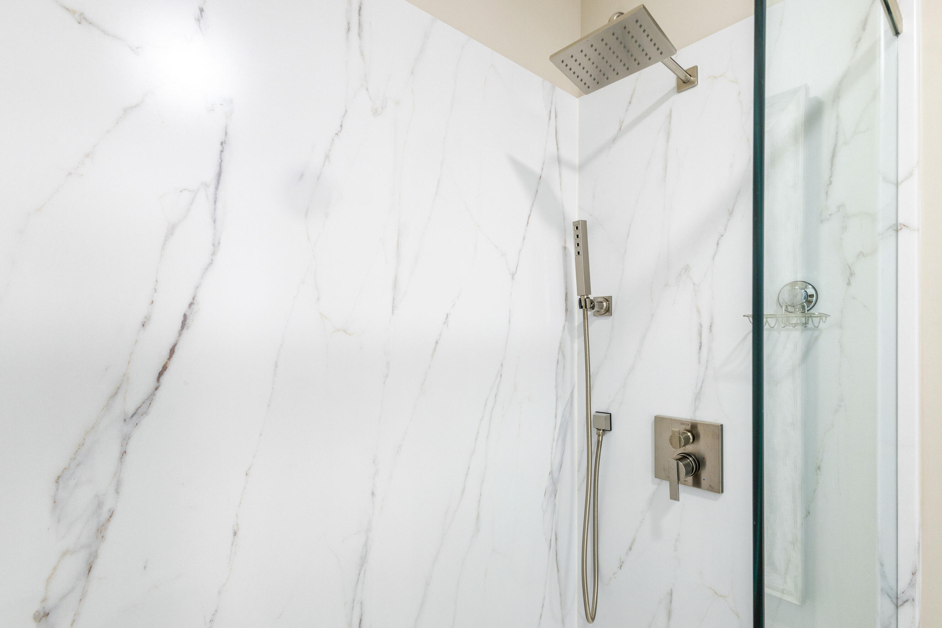 5004 Thomas Drive, UNIT 308