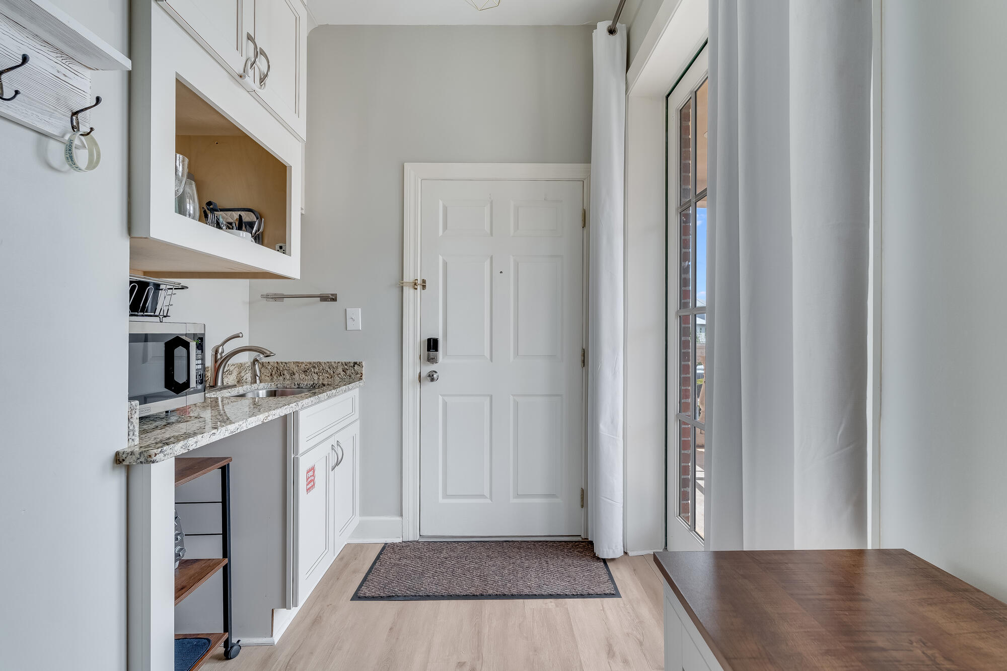 10343 E Co Highway 30A, B279