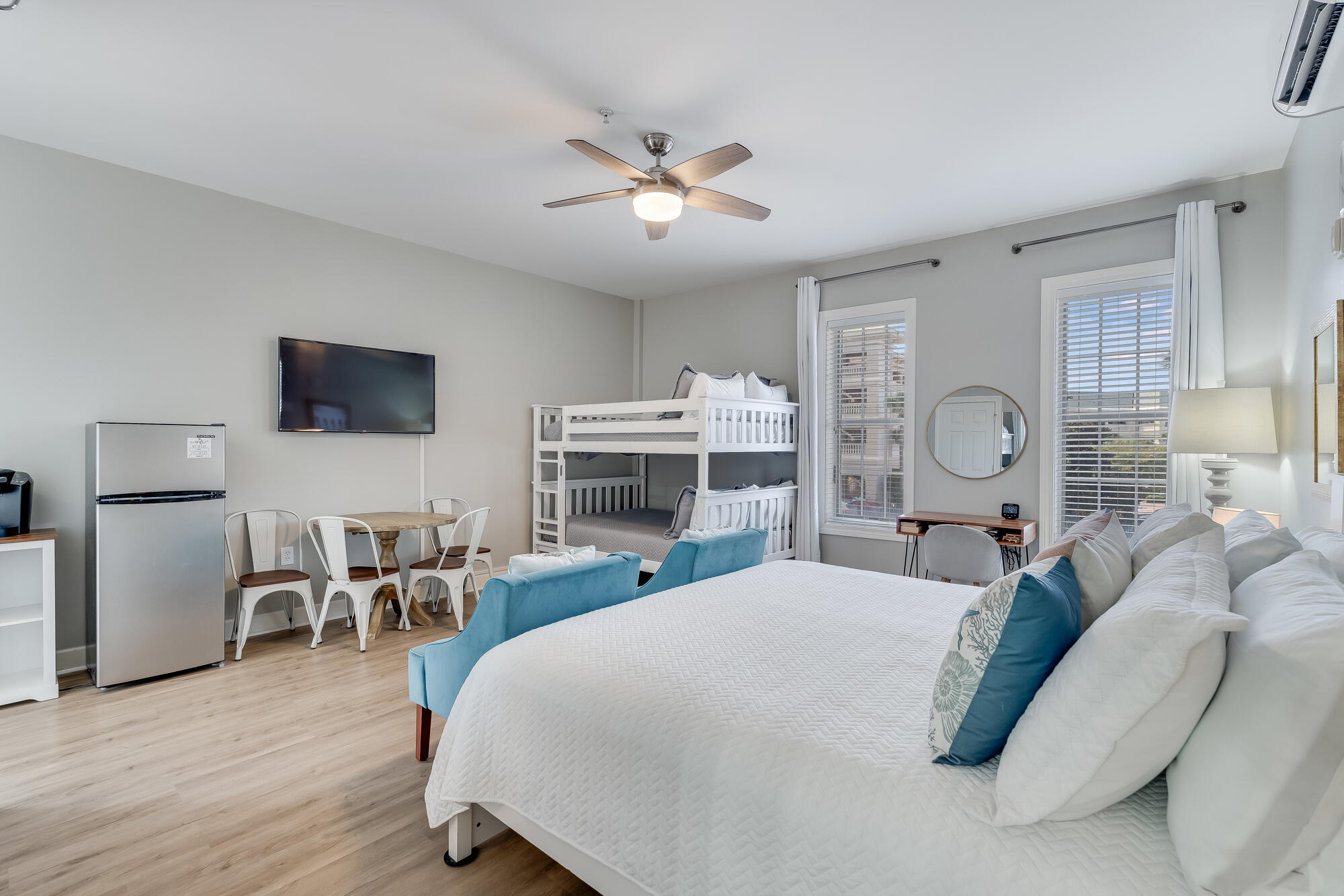 10343 E Co Highway 30A, B279