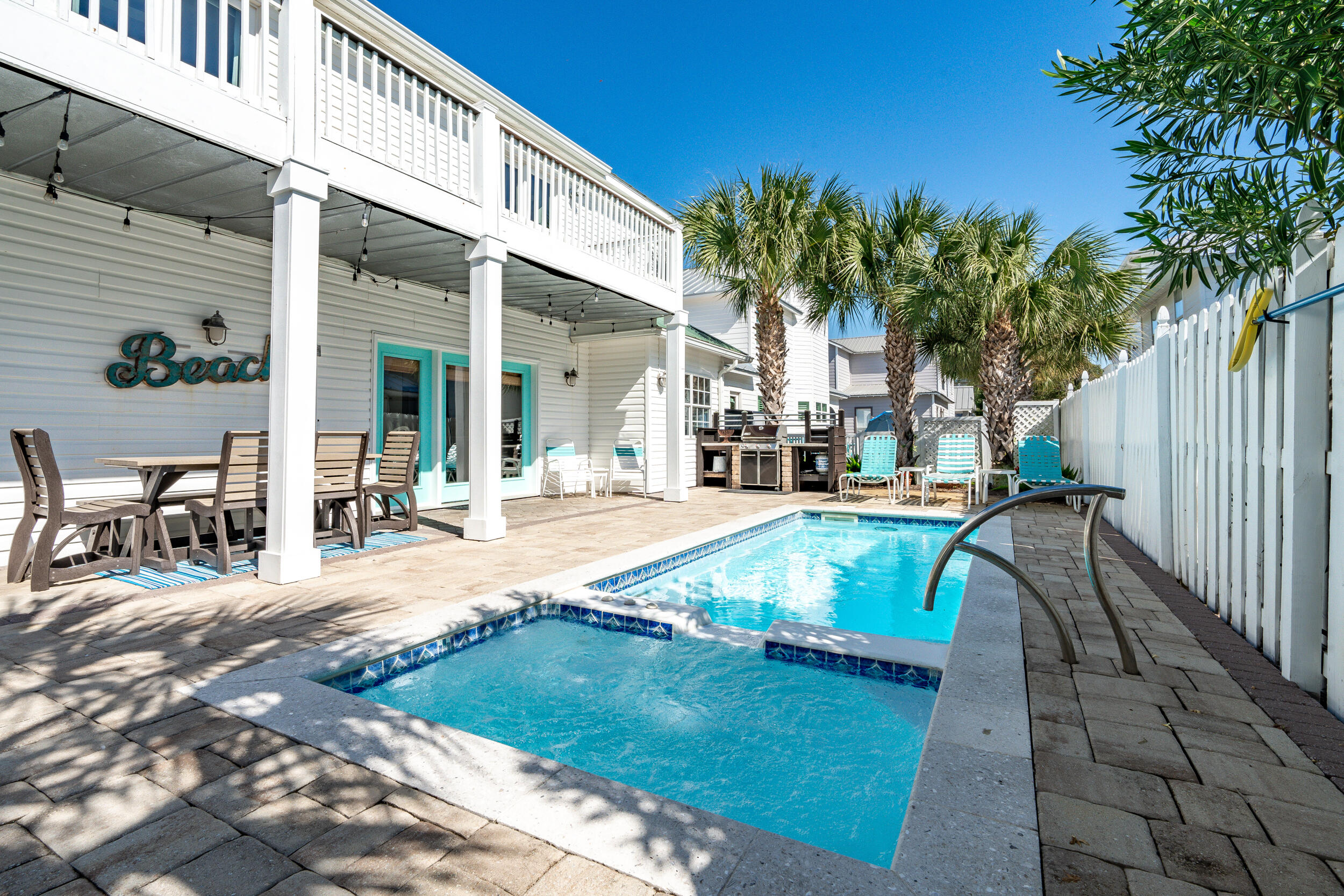 4449 Ocean View Drive