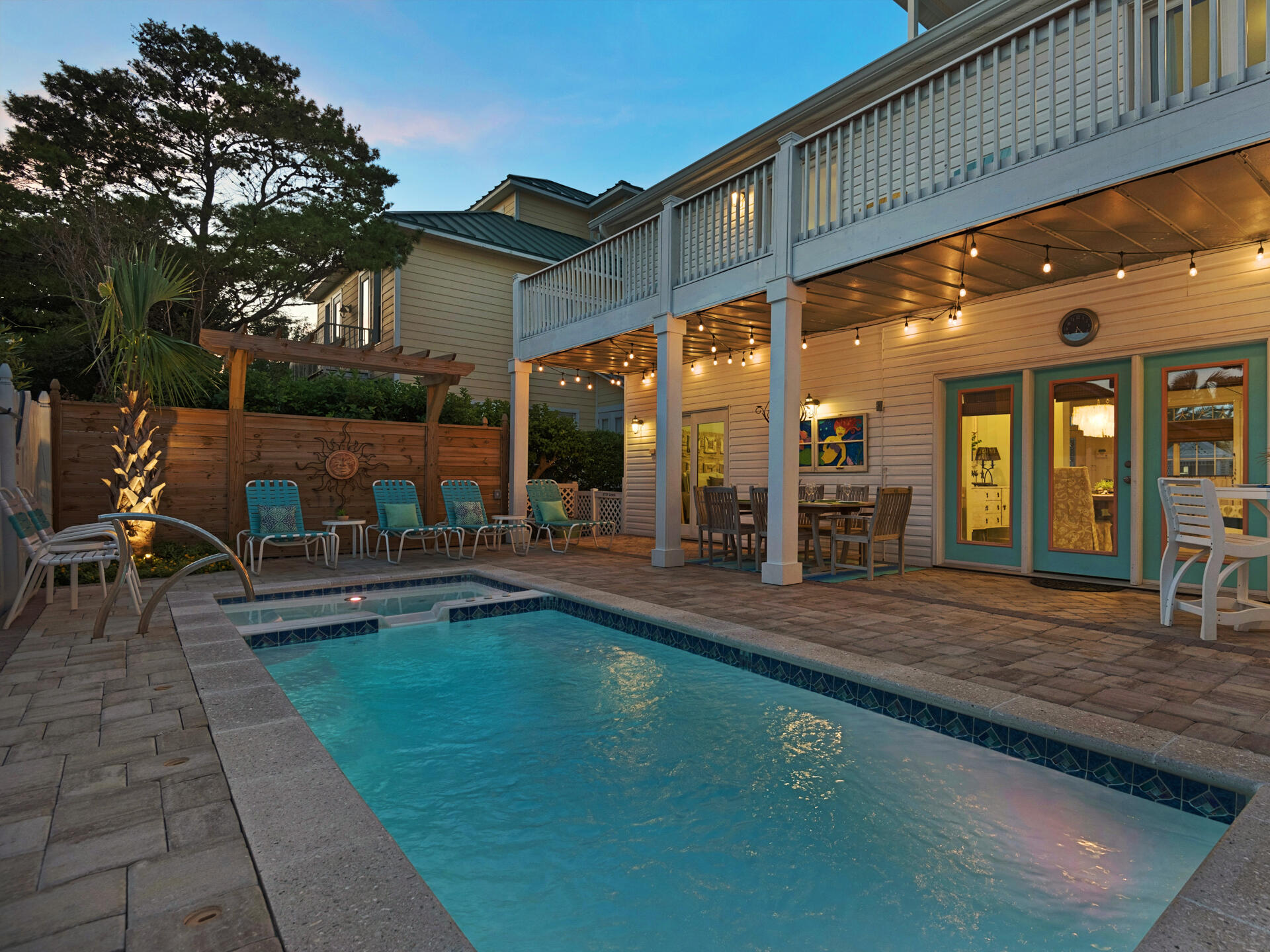 4449 Ocean View Drive