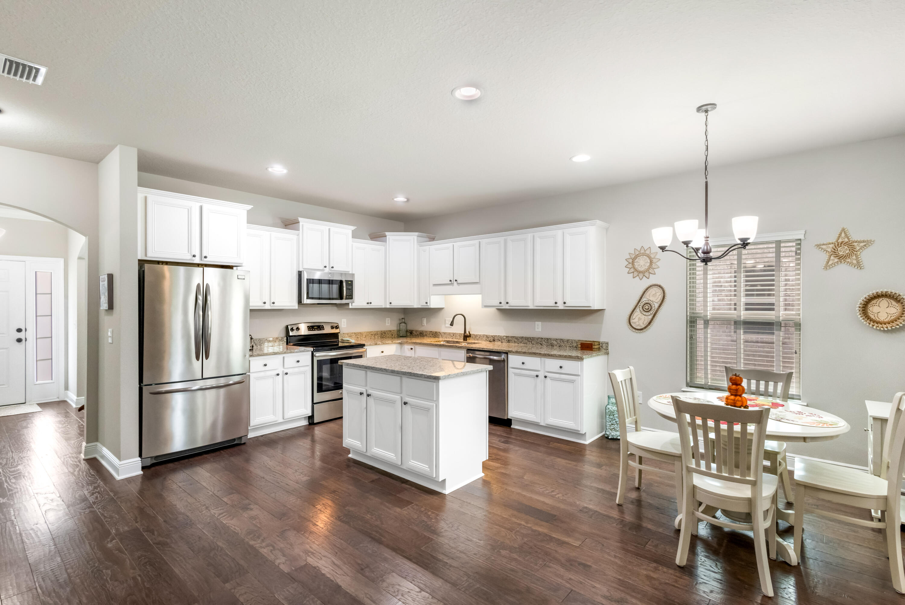 576 Cocobolo Drive