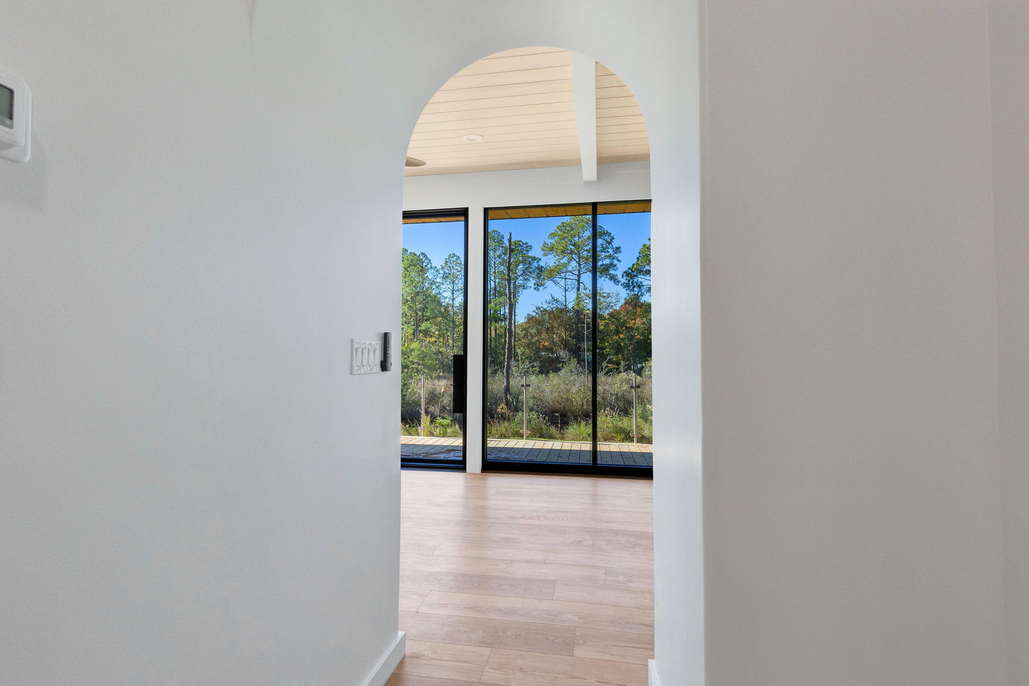 1213 N County Hwy 393