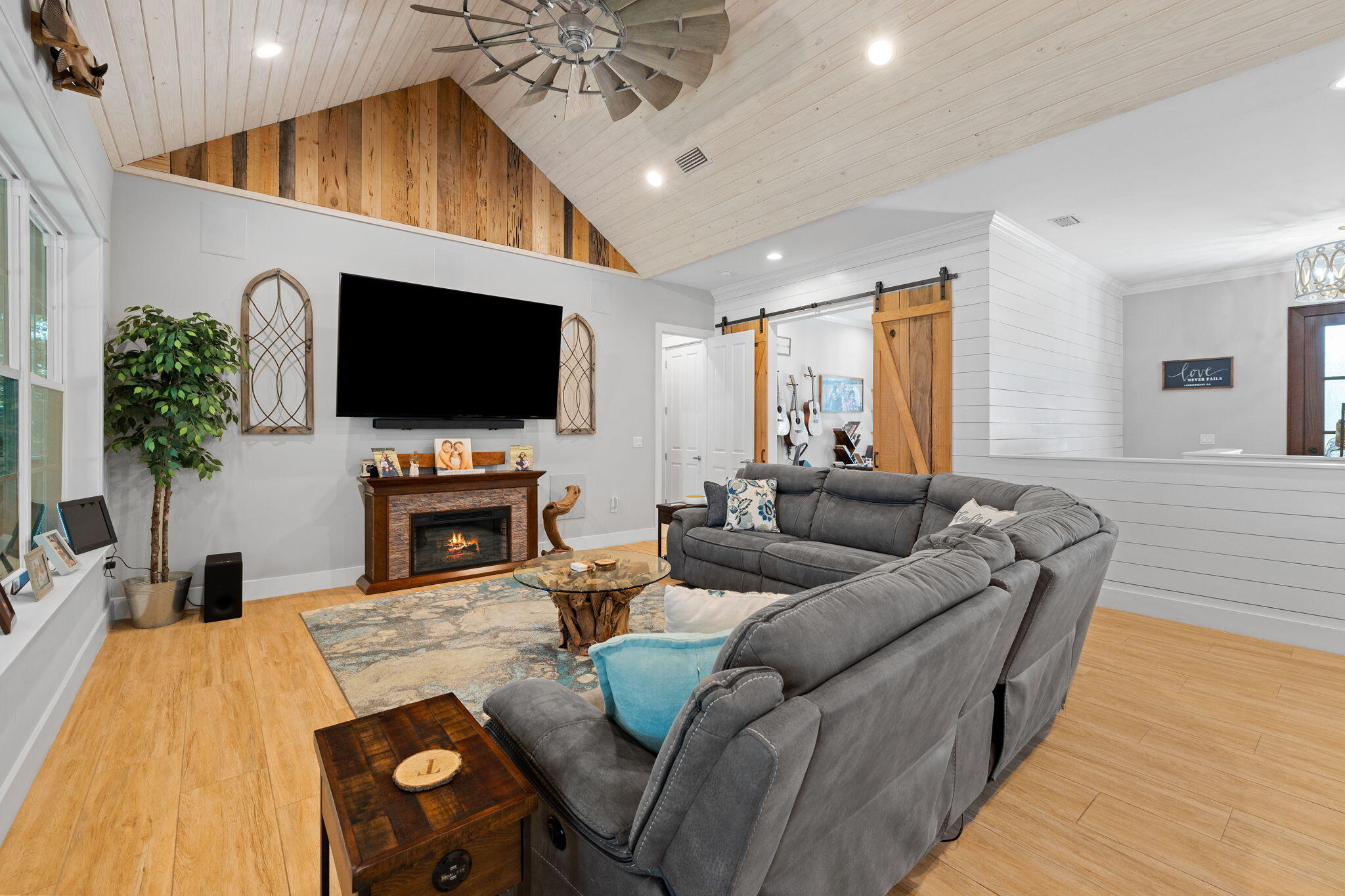 1704 J D MILLER Road