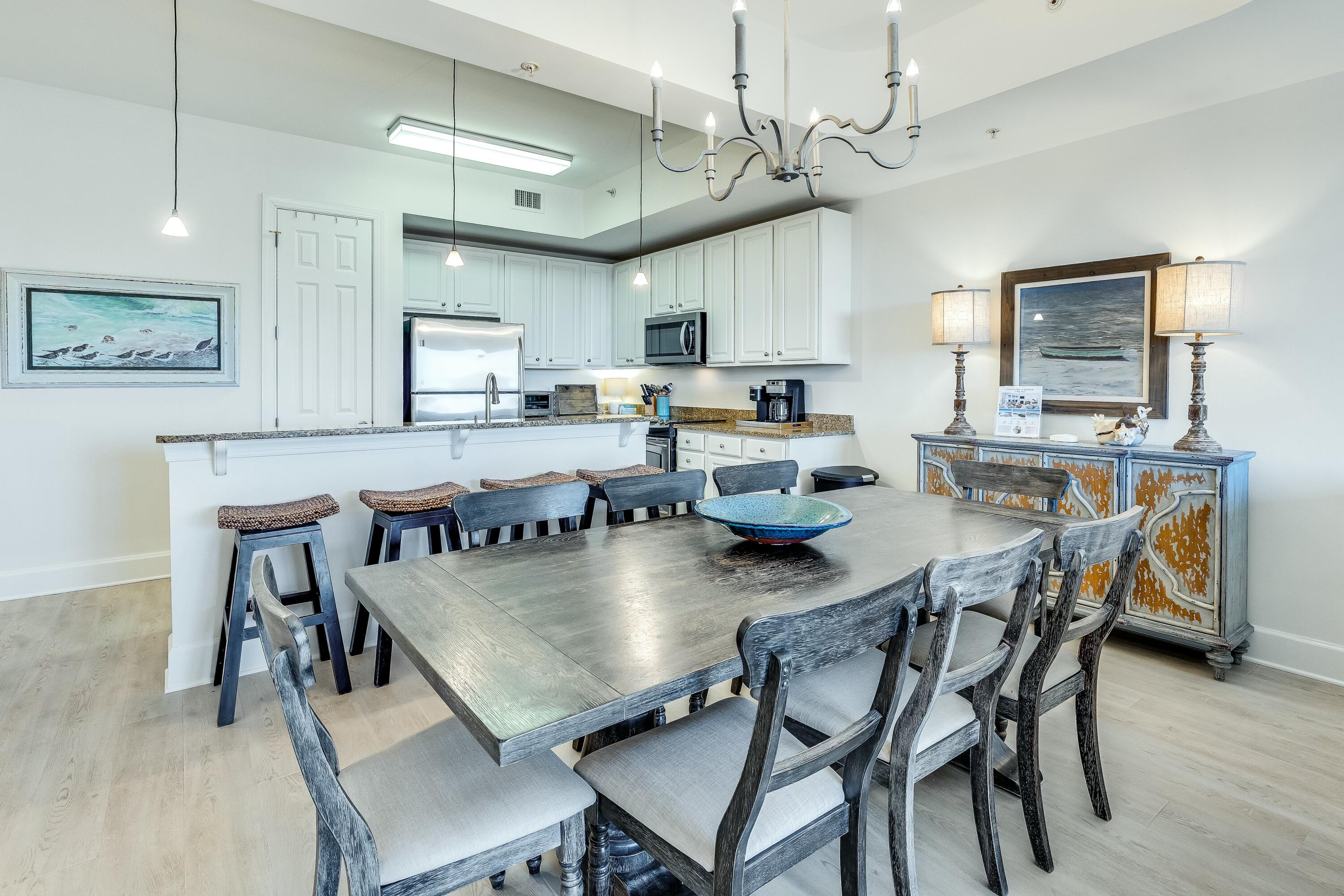 1653 W County Highway 30A UNIT 3121