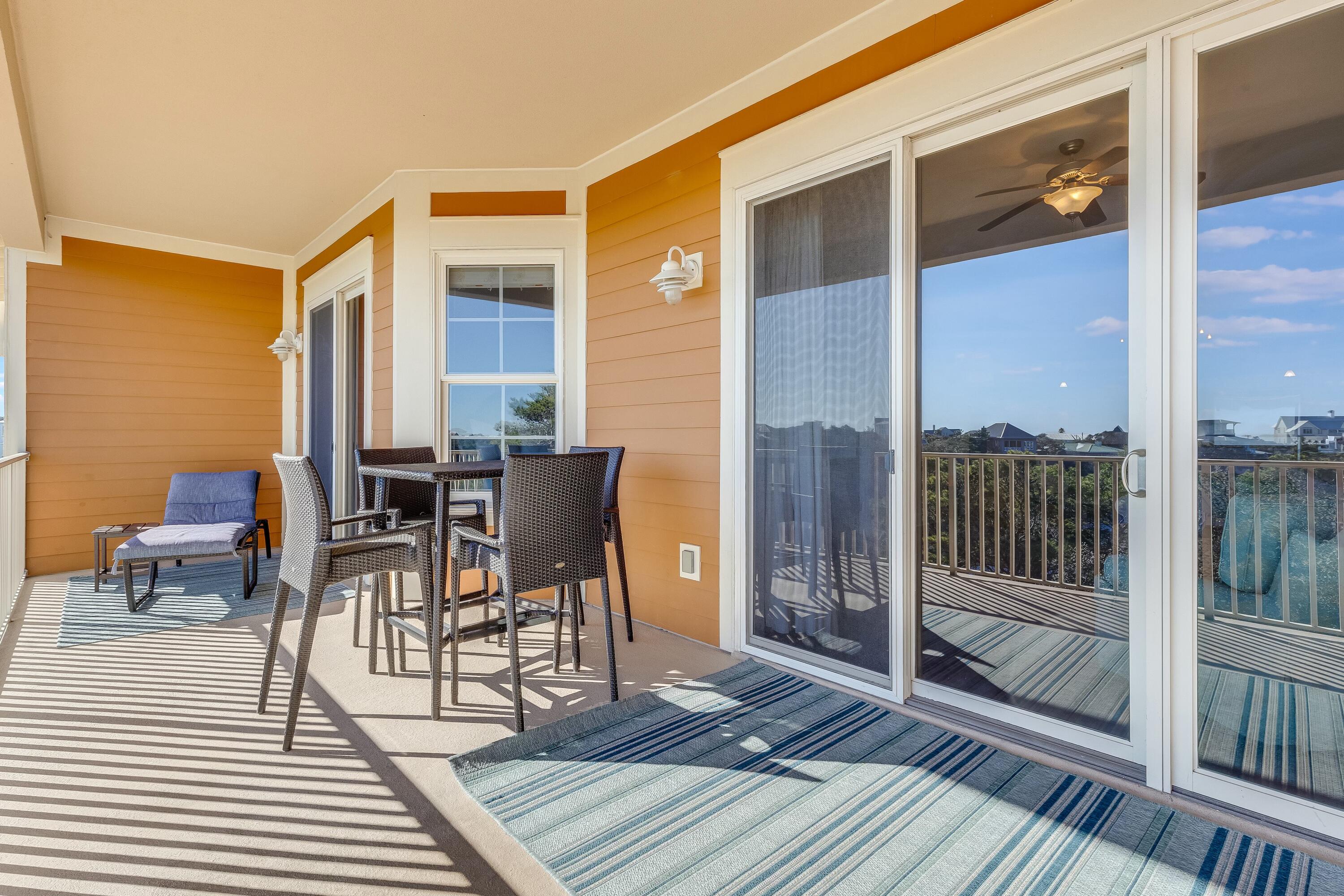 1653 W County Highway 30A UNIT 3121