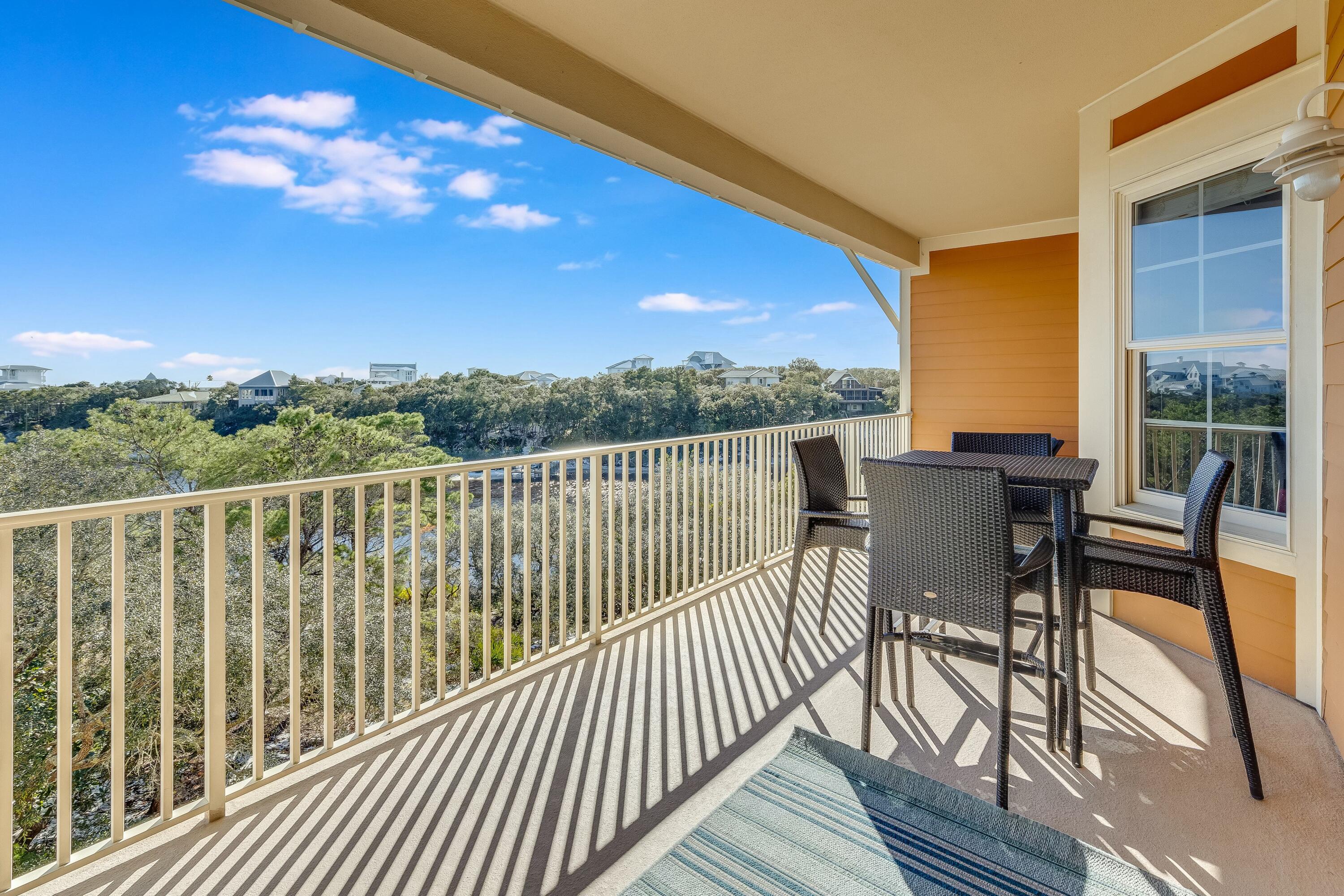 1653 W County Highway 30A UNIT 3121