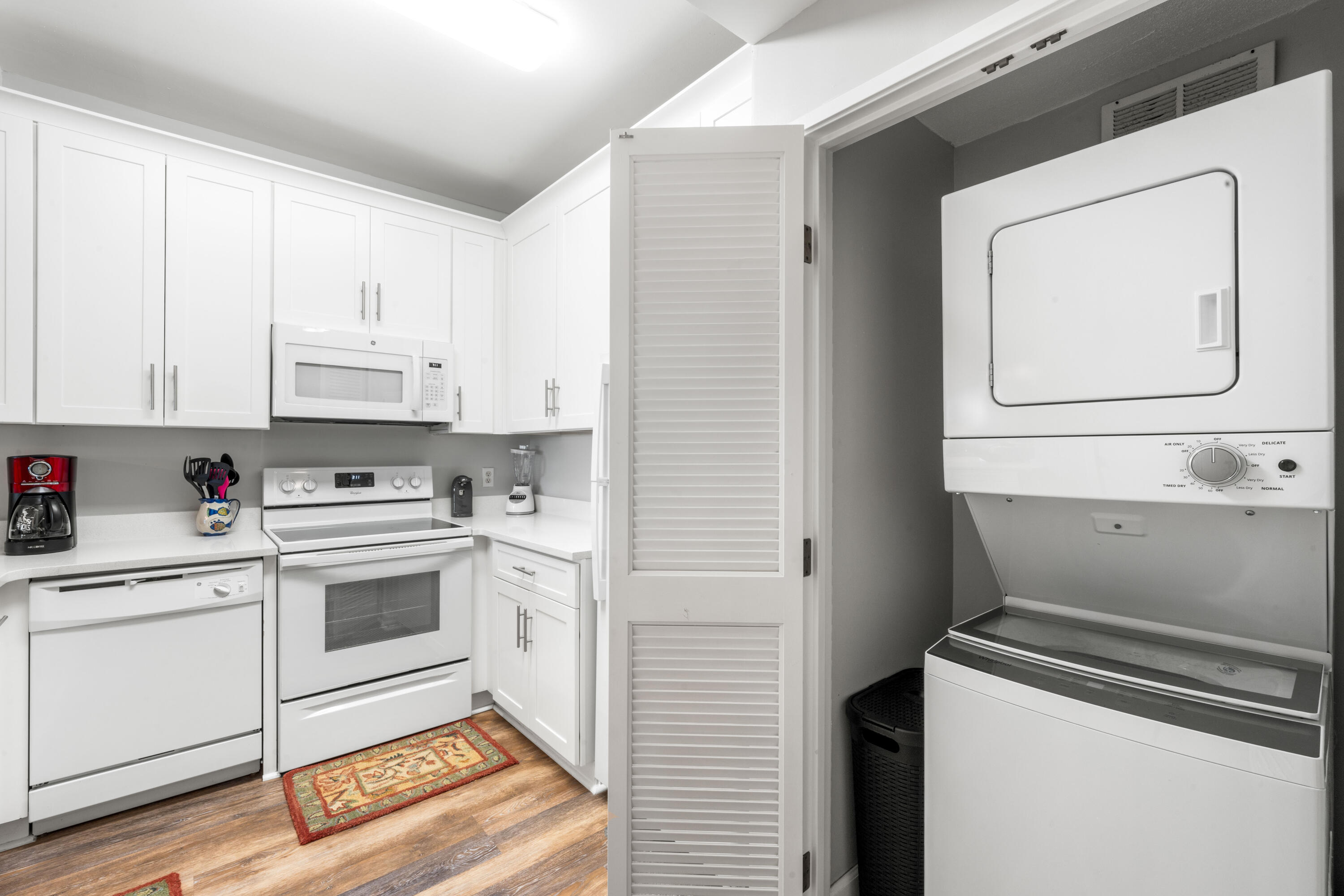 515 Tops L Beach Boulevard, # 501