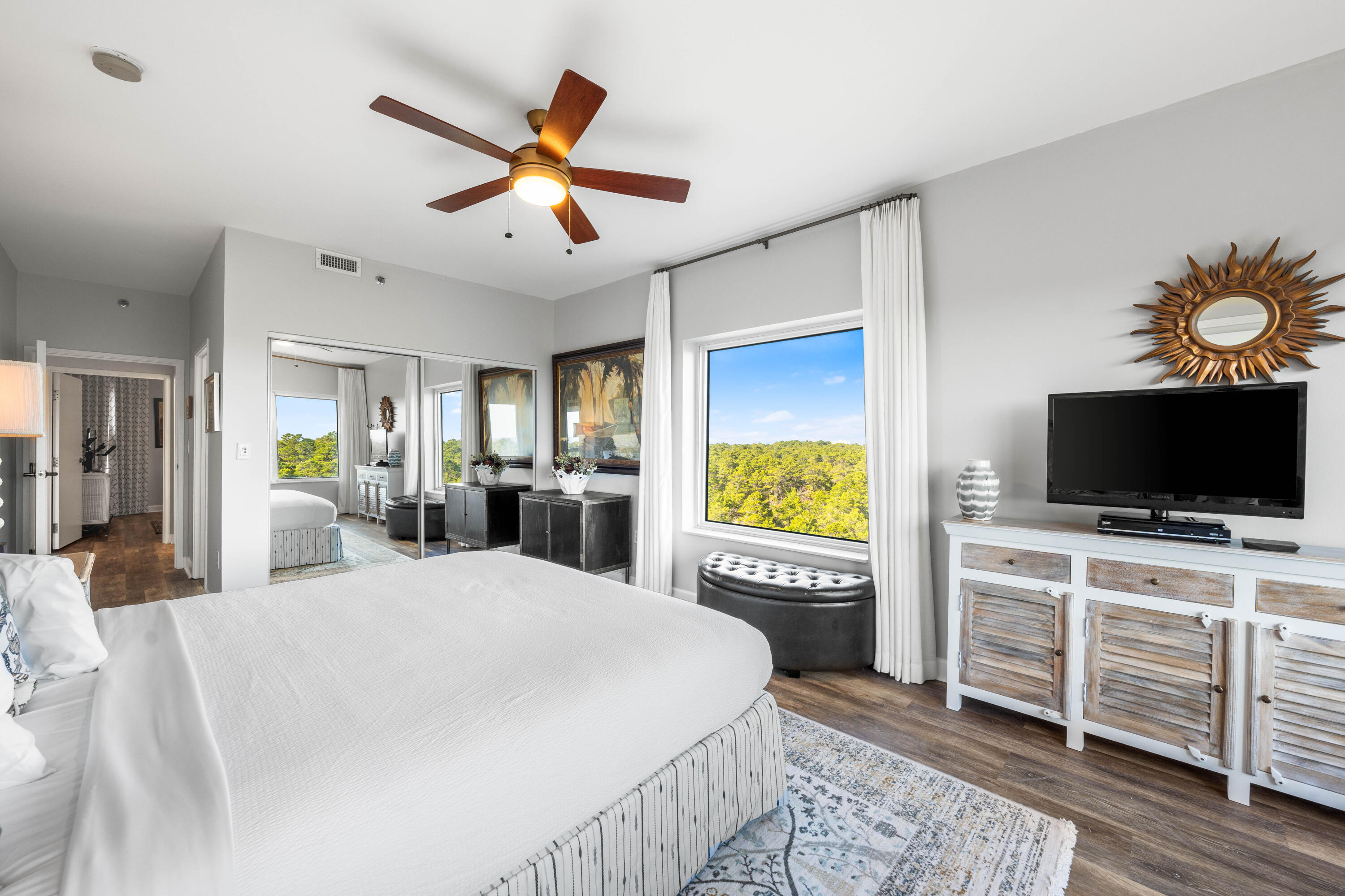 515 Tops L Beach Boulevard, # 501