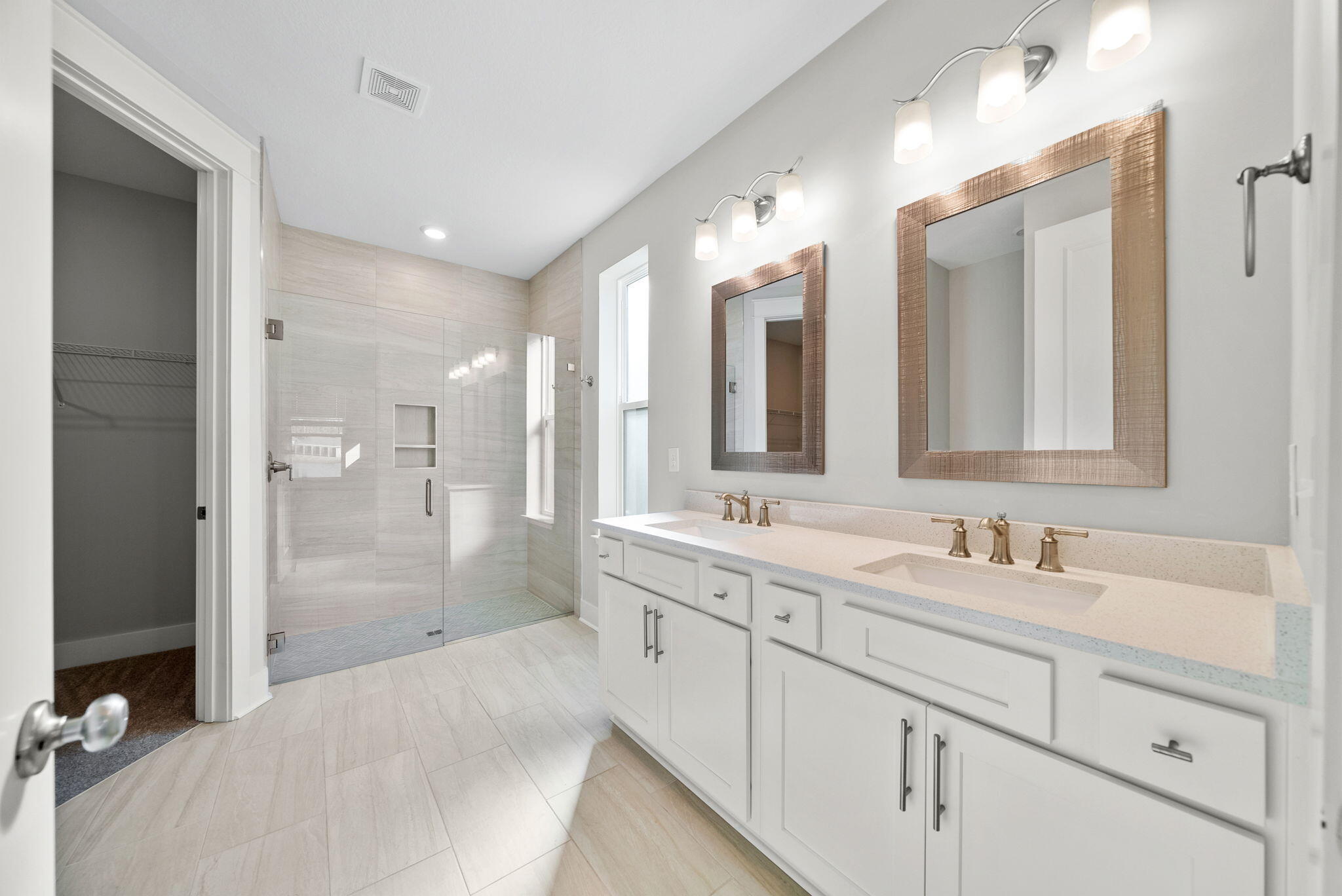 1096 Harrison Bayou Drive