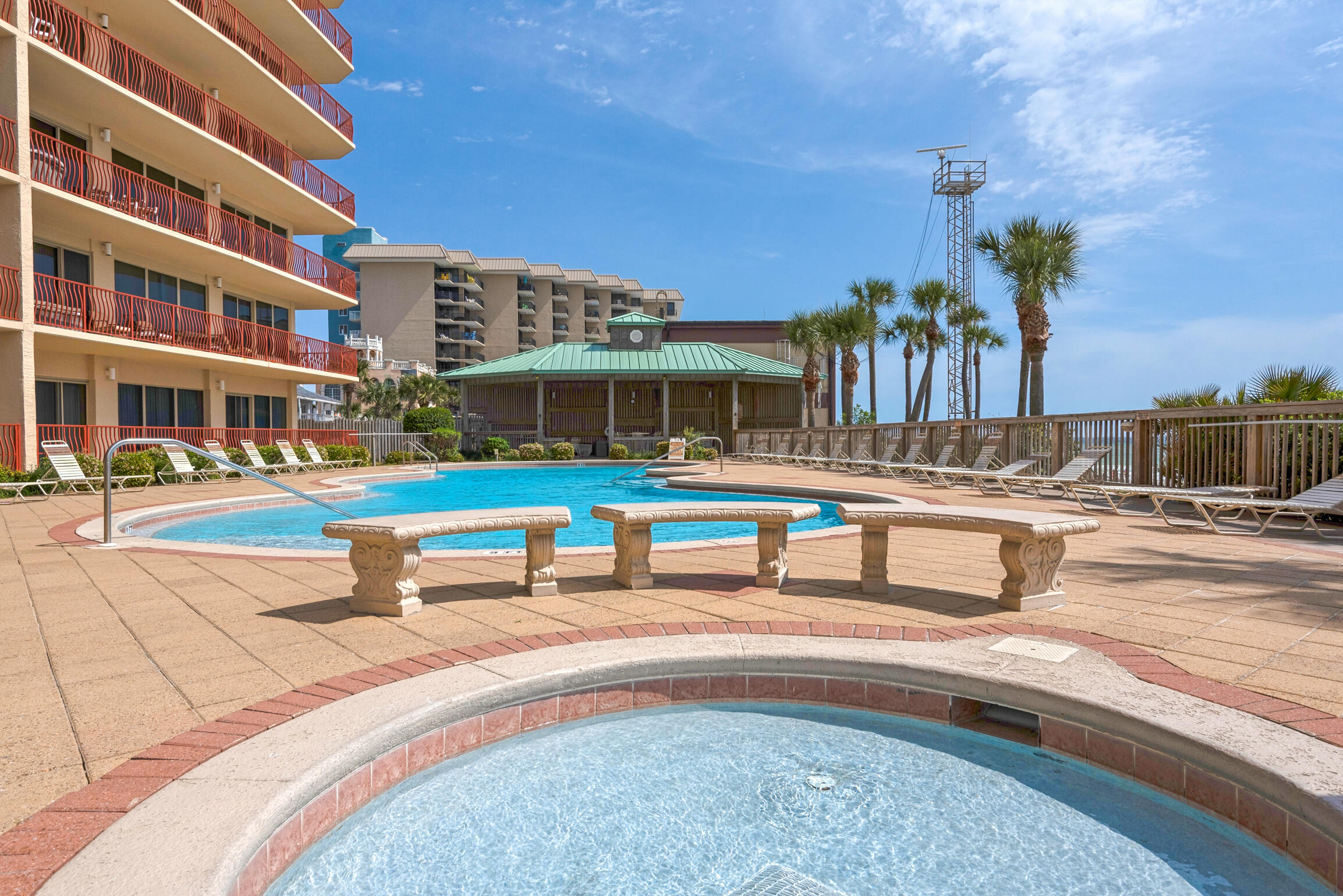 7115 Thomas Drive, UNIT 901