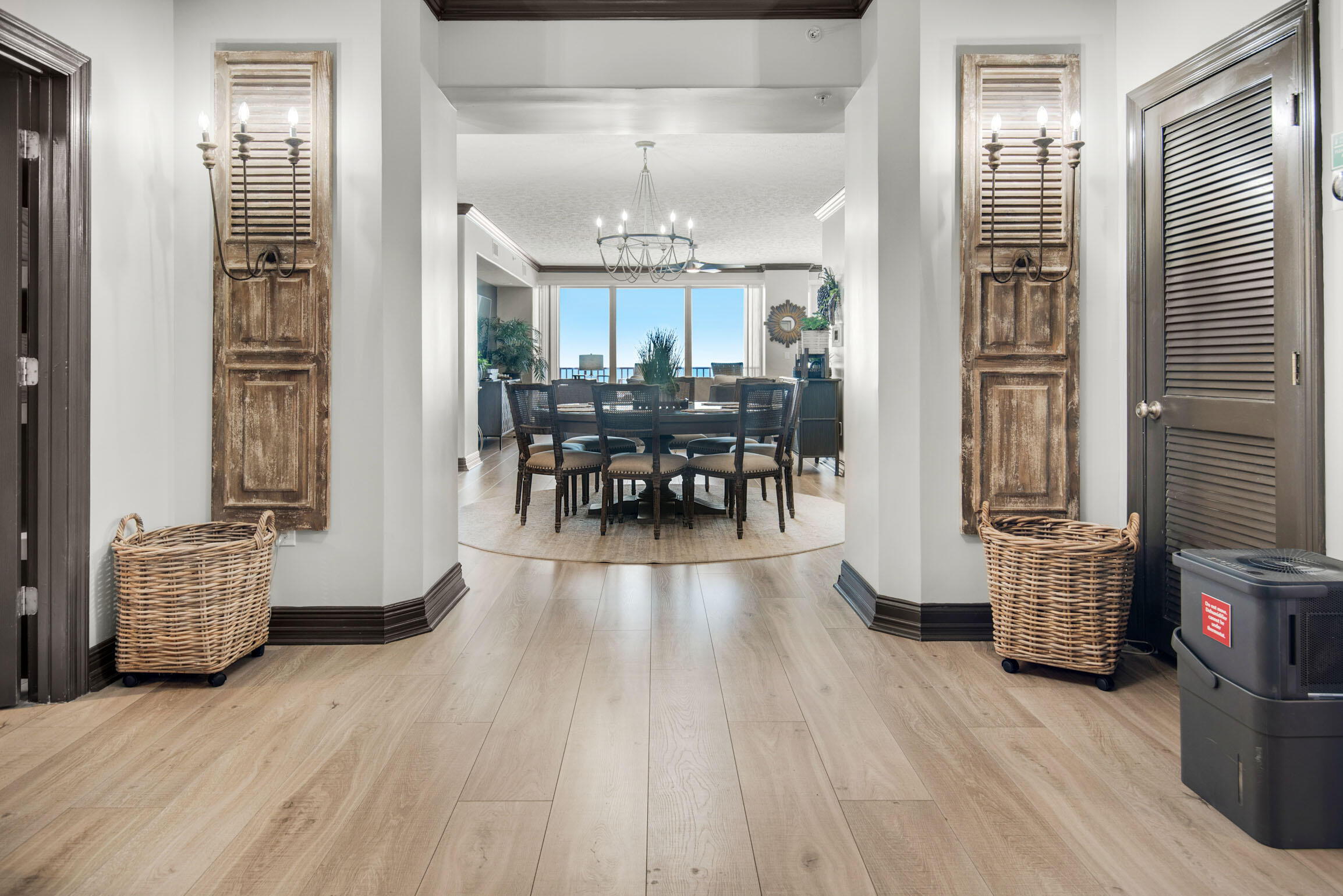 7115 Thomas Drive, UNIT 901