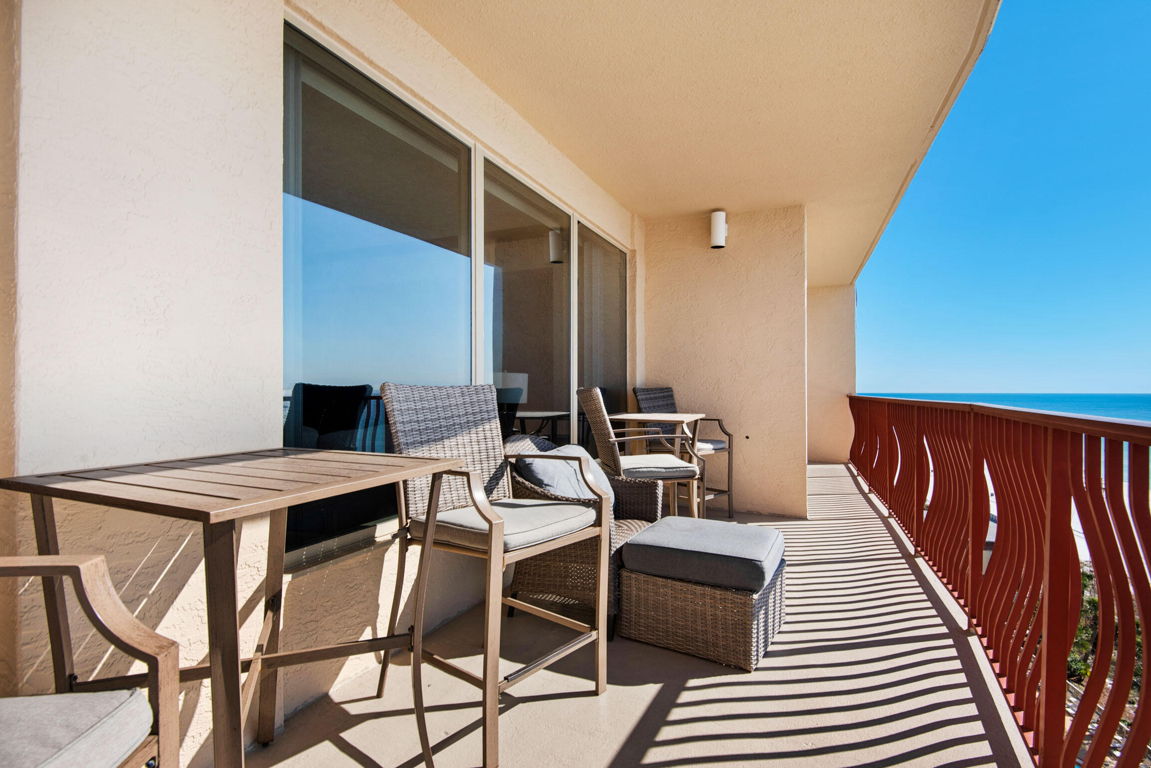 7115 Thomas Drive, UNIT 901